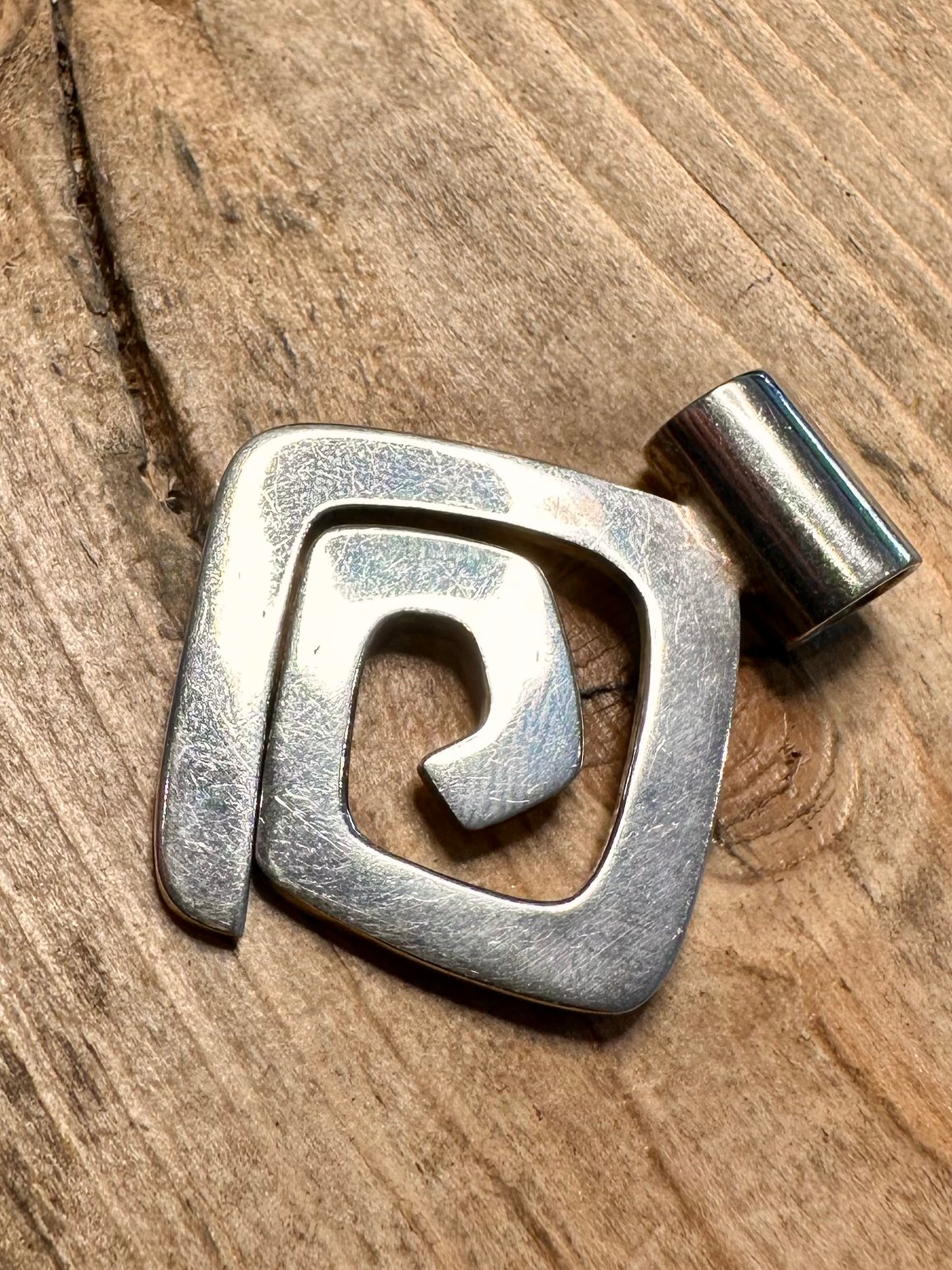 Abstract Swirl Chunky 925 Silver Pendant