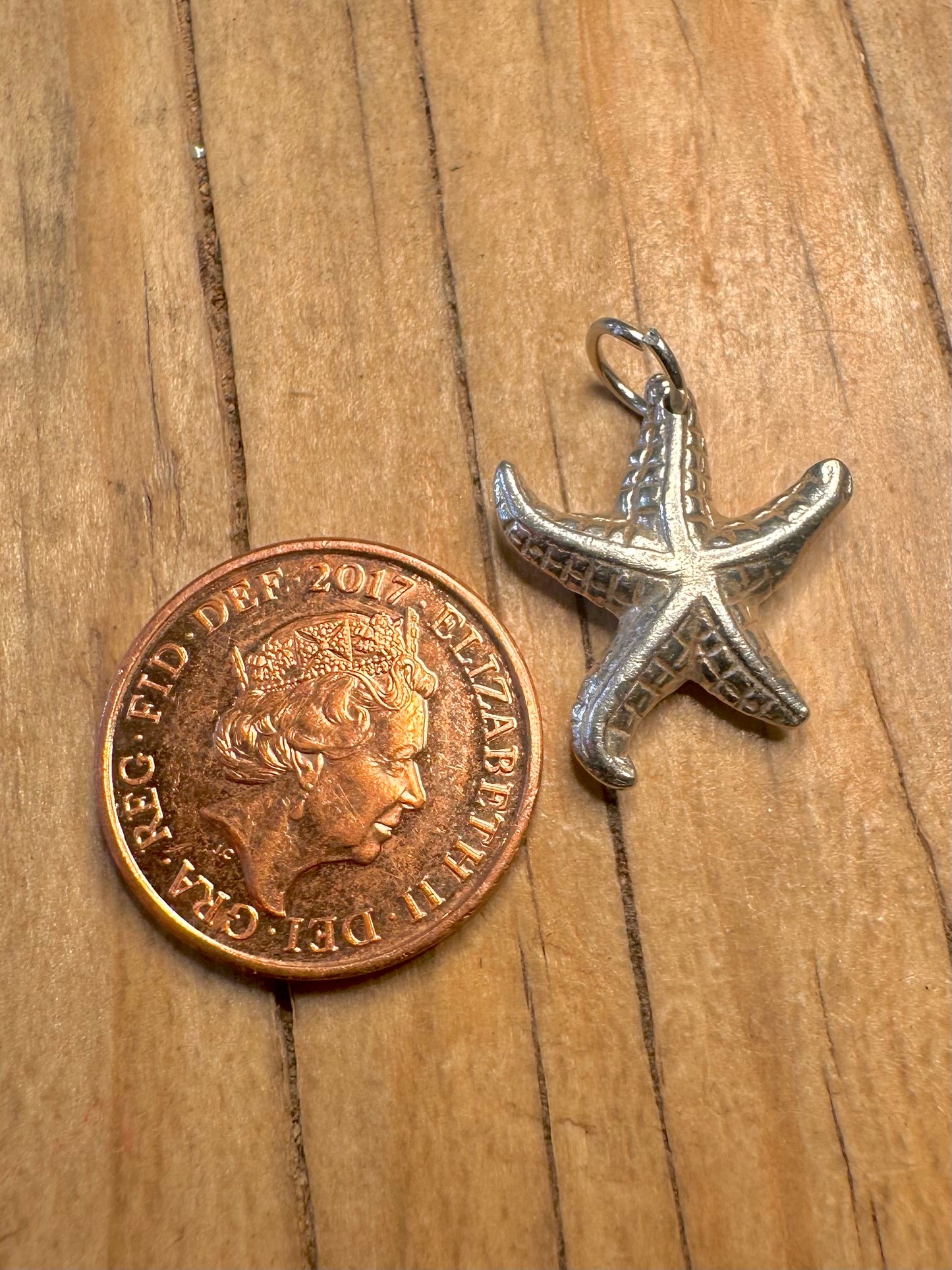 Vintage Starfish Textured 925 Sterling Silver Pendant