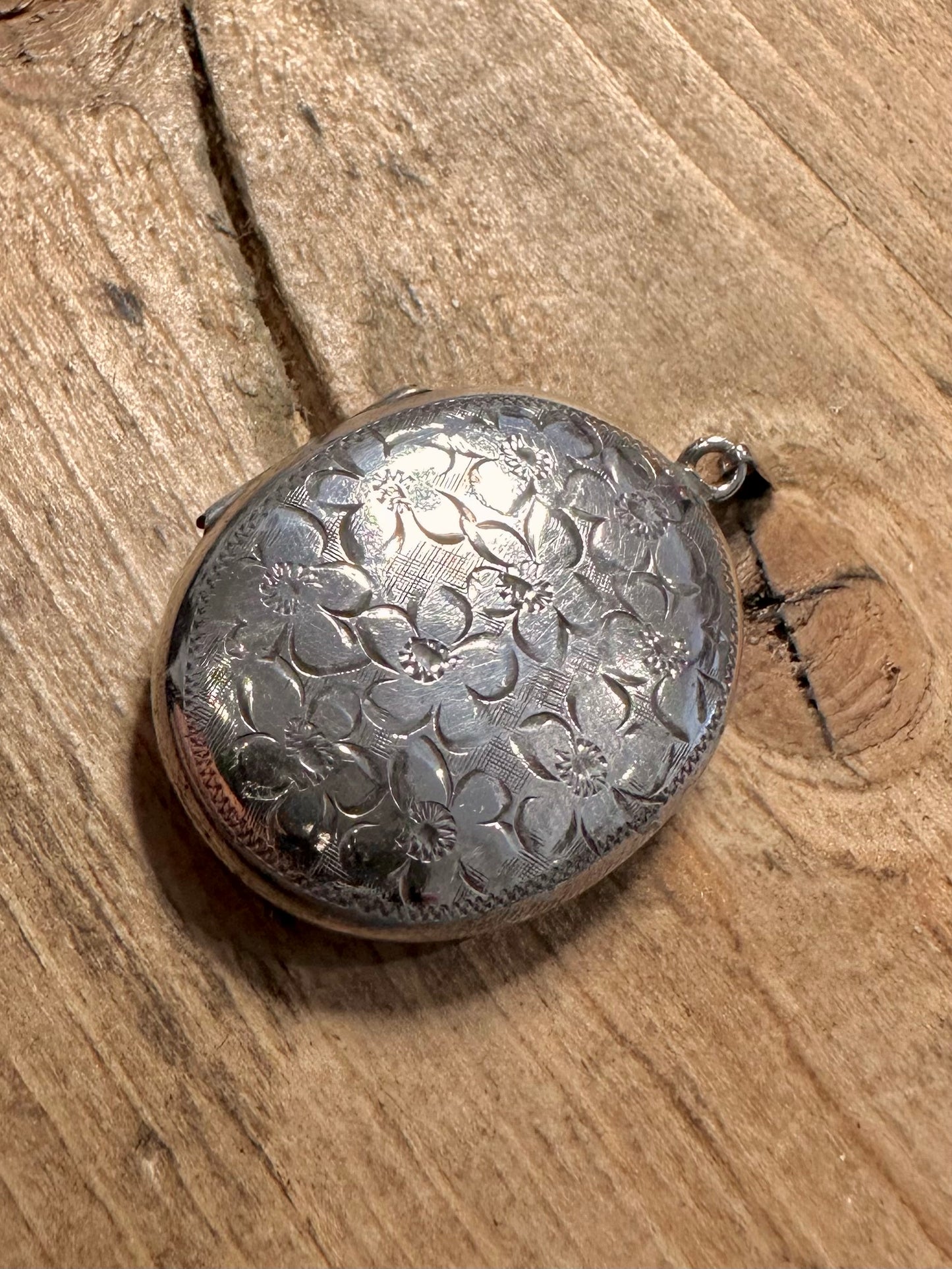 Vintage JS Flower Engraved Oval 925 Silver Locket Pendant