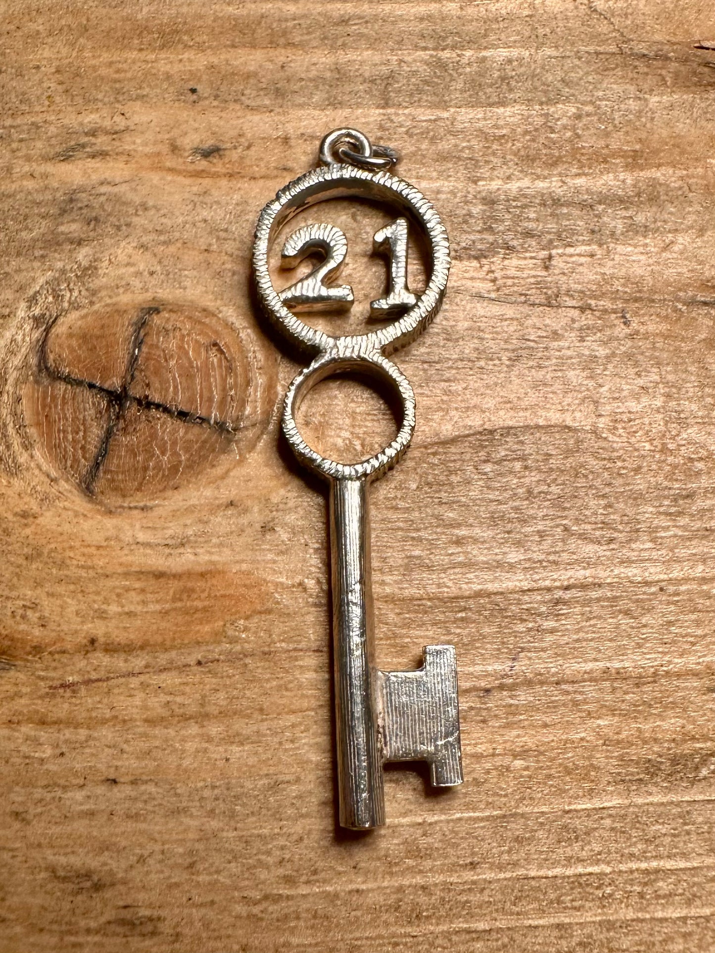 Abstract Textured 21 Key 925 Silver Pendant