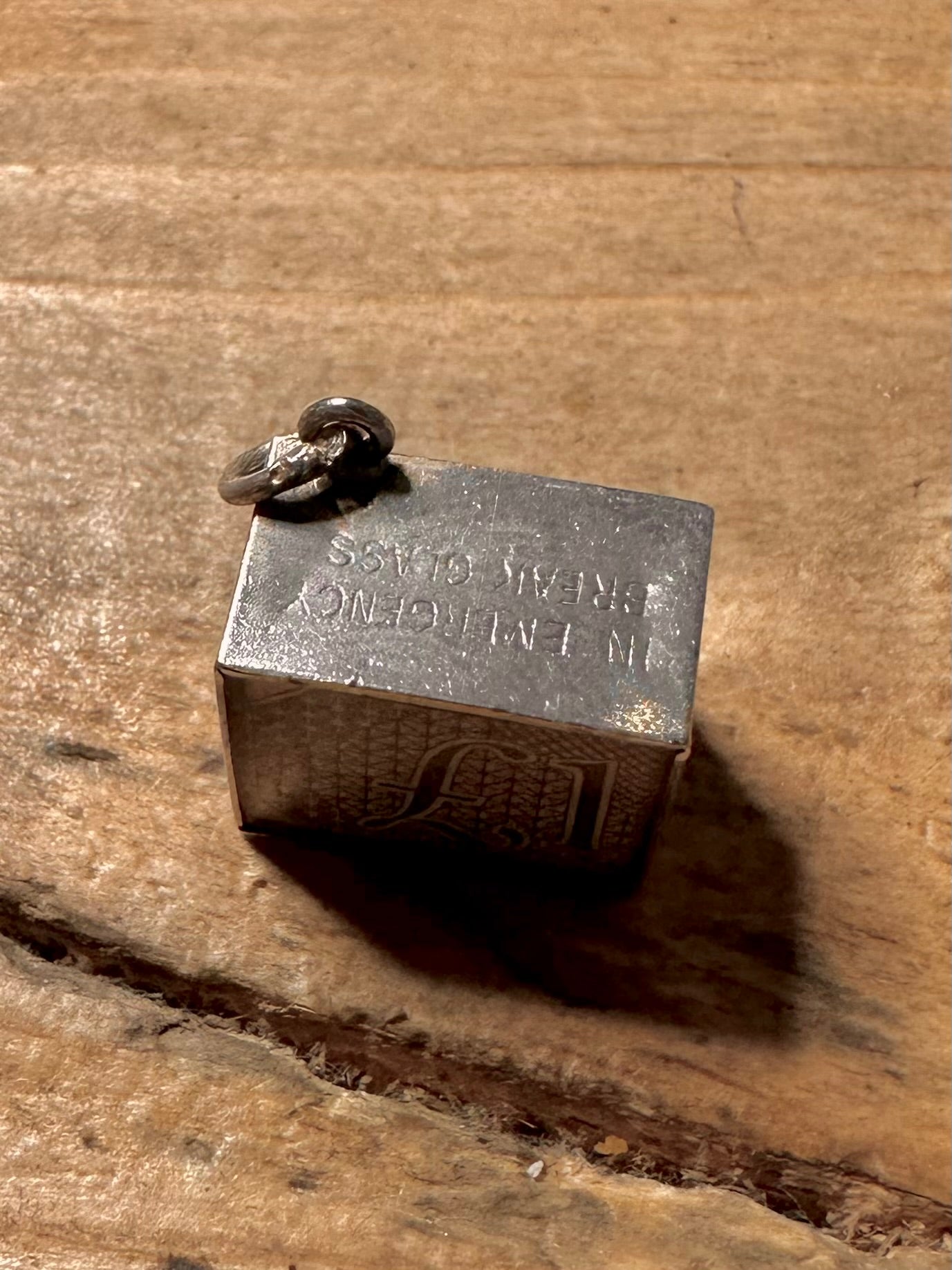 Vintage British Pound Note In Emergency Break Glass 925 Silver Charm Pendant