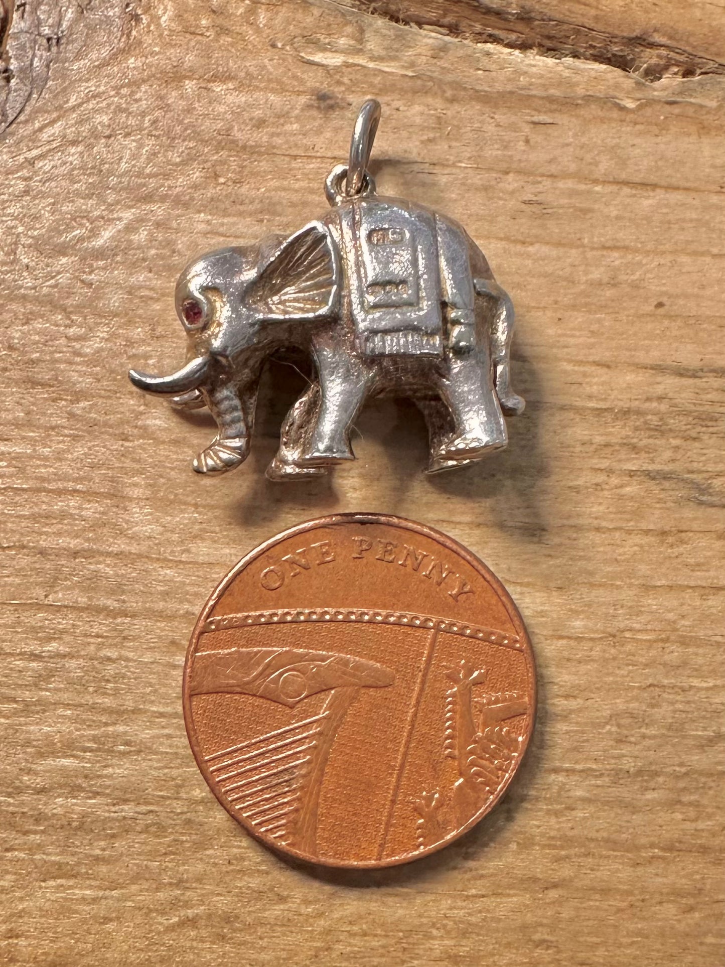 Vintage 1977 Solid Elephant Red Eye Stone 925 Silver Charm Pendant