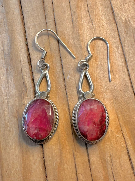 Vintage Ruby Crushed 925 Silver Earrings