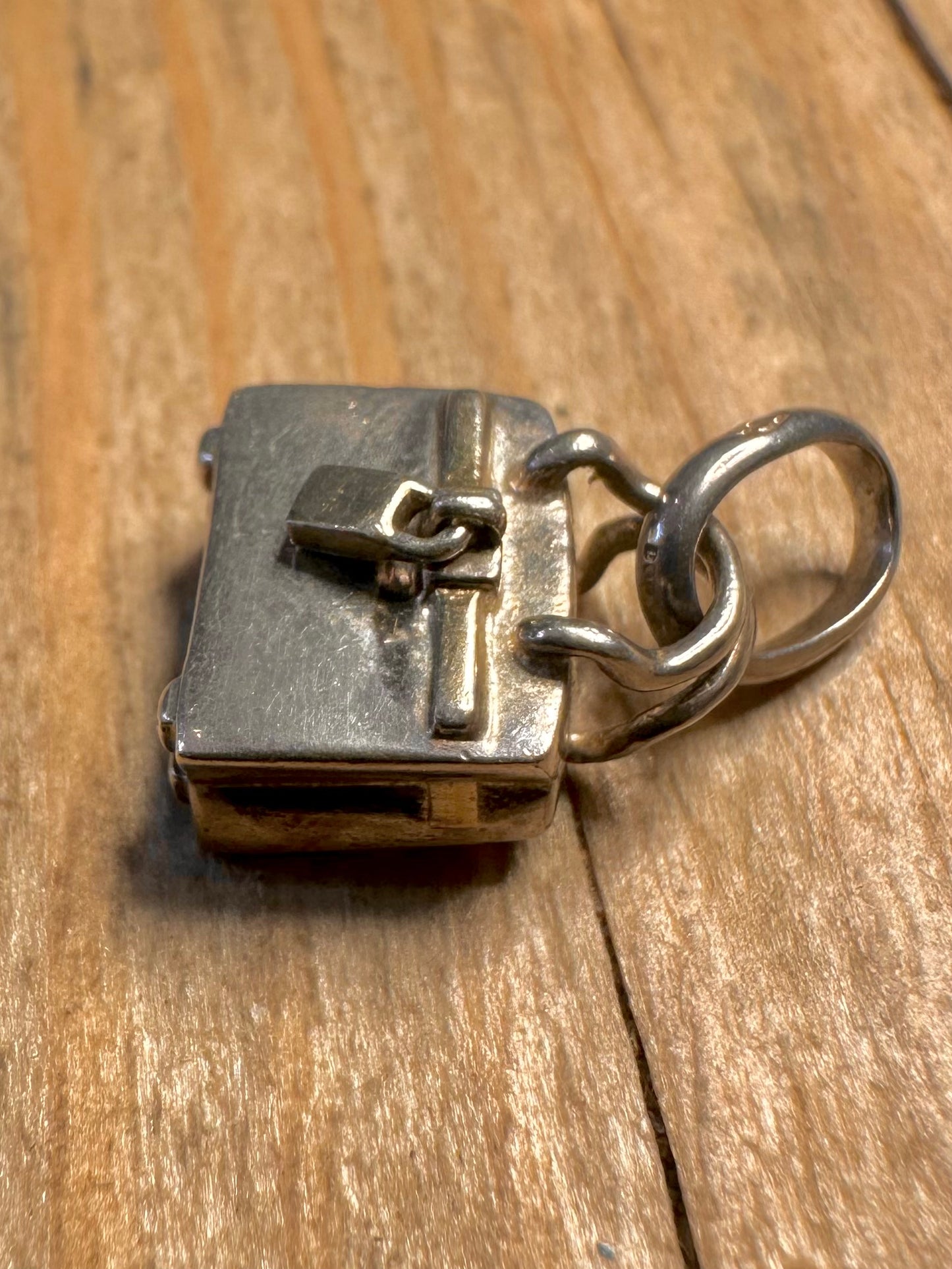 Modern 2007 Links of London Handbag Padlock 925 Sterling Silver Charm Pendant