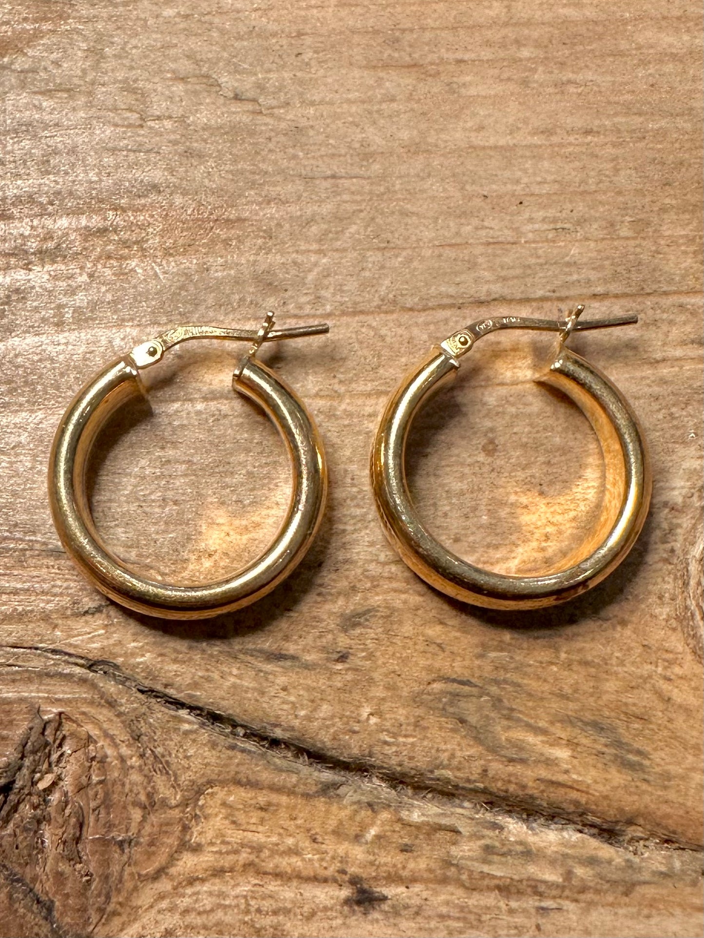 Modern Textured Chunky Gold on 925 Silver Italy Hoop Earrings