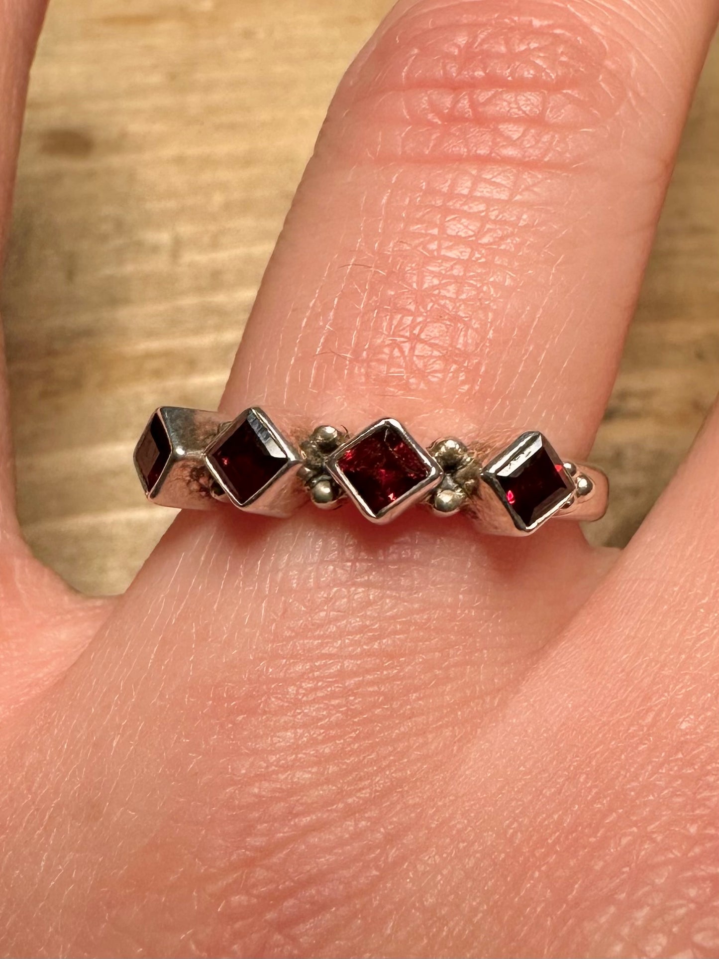 Vintage Garnet 925 Silver Size S Ring
