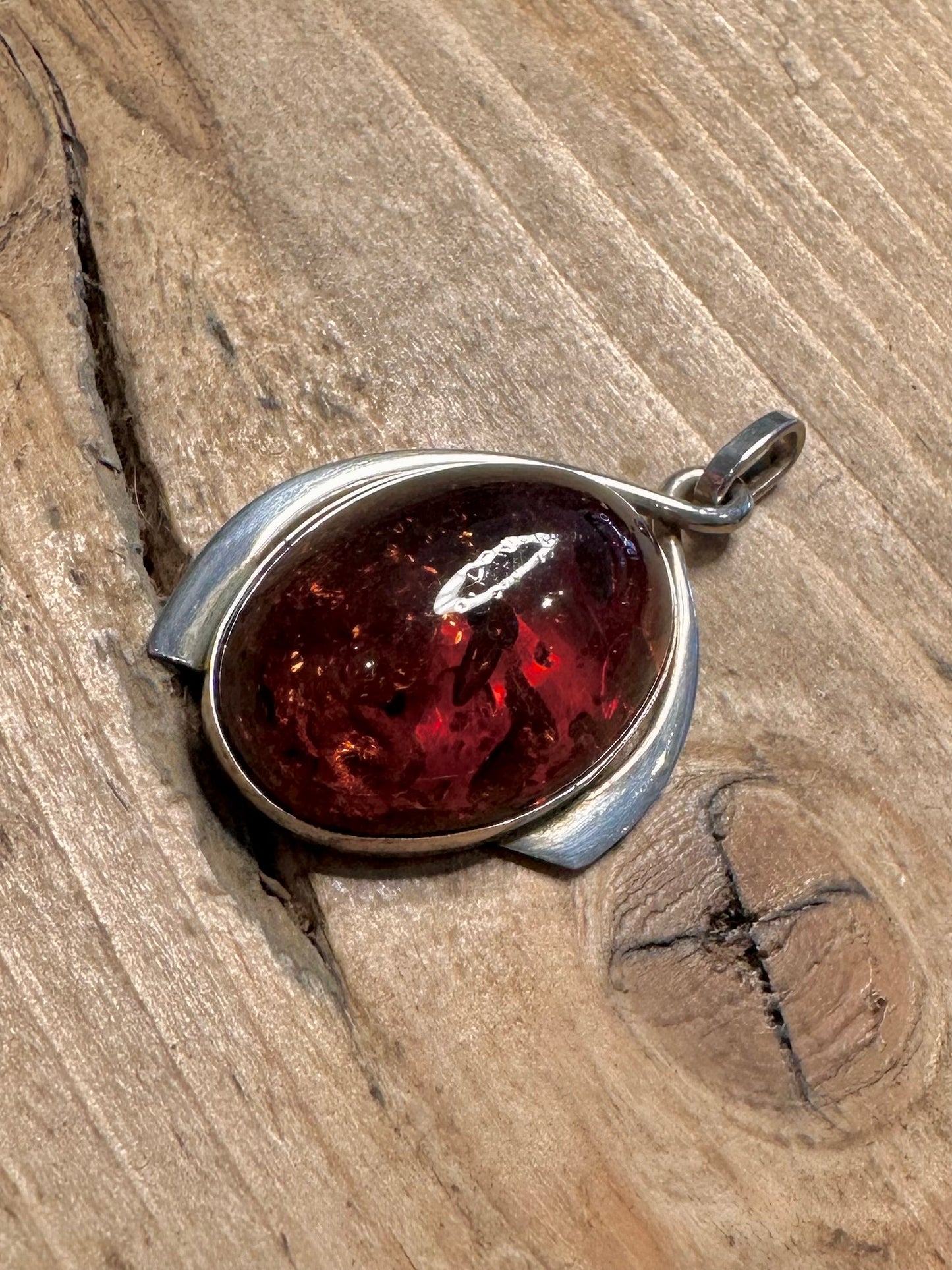 Vintage Oval Amber 925 Silver Pendant