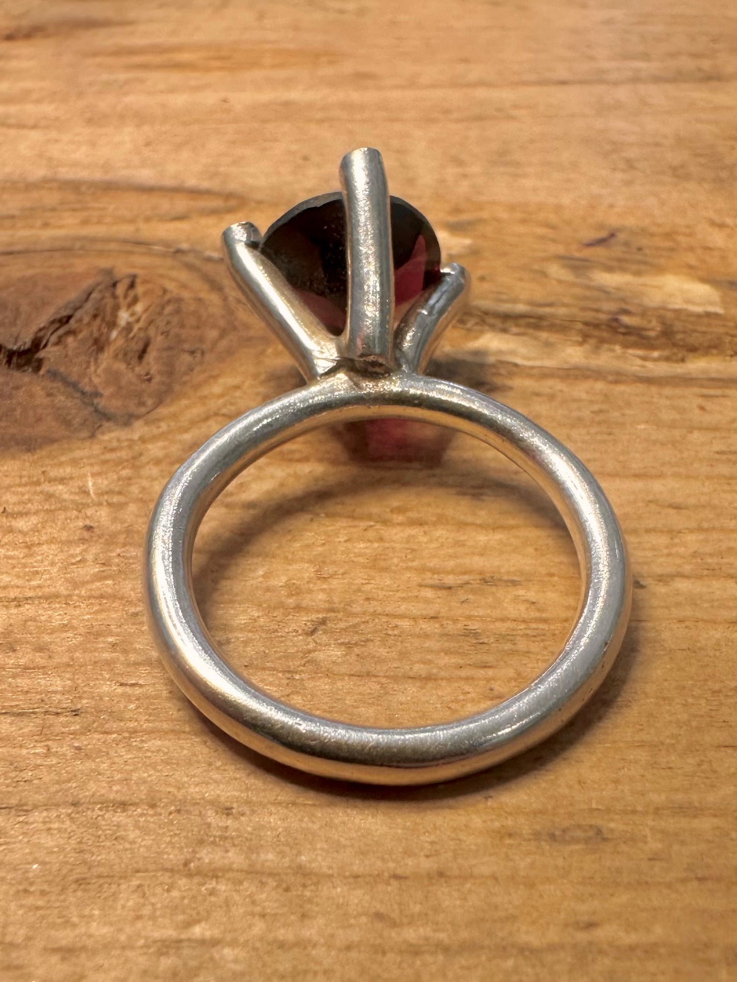 Abstract Garnet 925 Silver Size Q Ring
