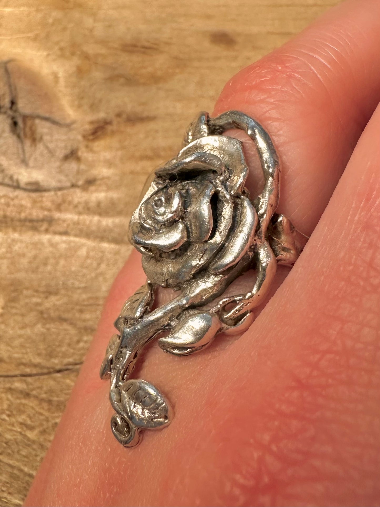 Vintage Long Rose 925 Silver Size O Ring