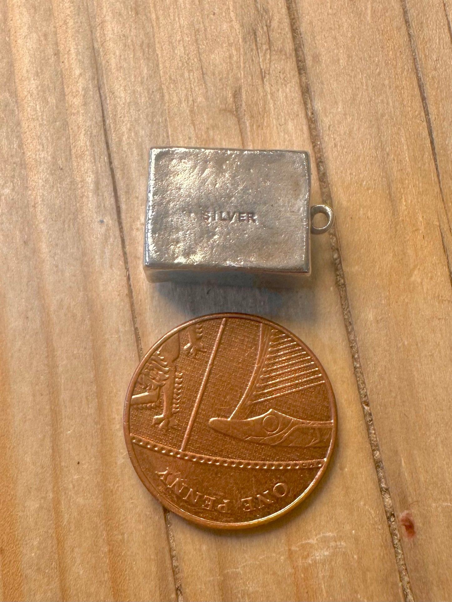 Vintage £1 Pound Note Break Glass in Emergency 925 Silver Charm Pendant