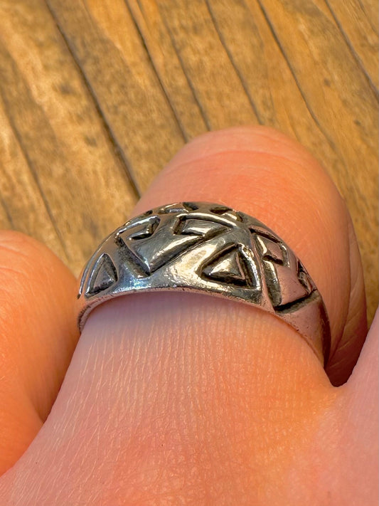 Done Engraved Shapes 925 Sterling Silver Size R1/2 Ring