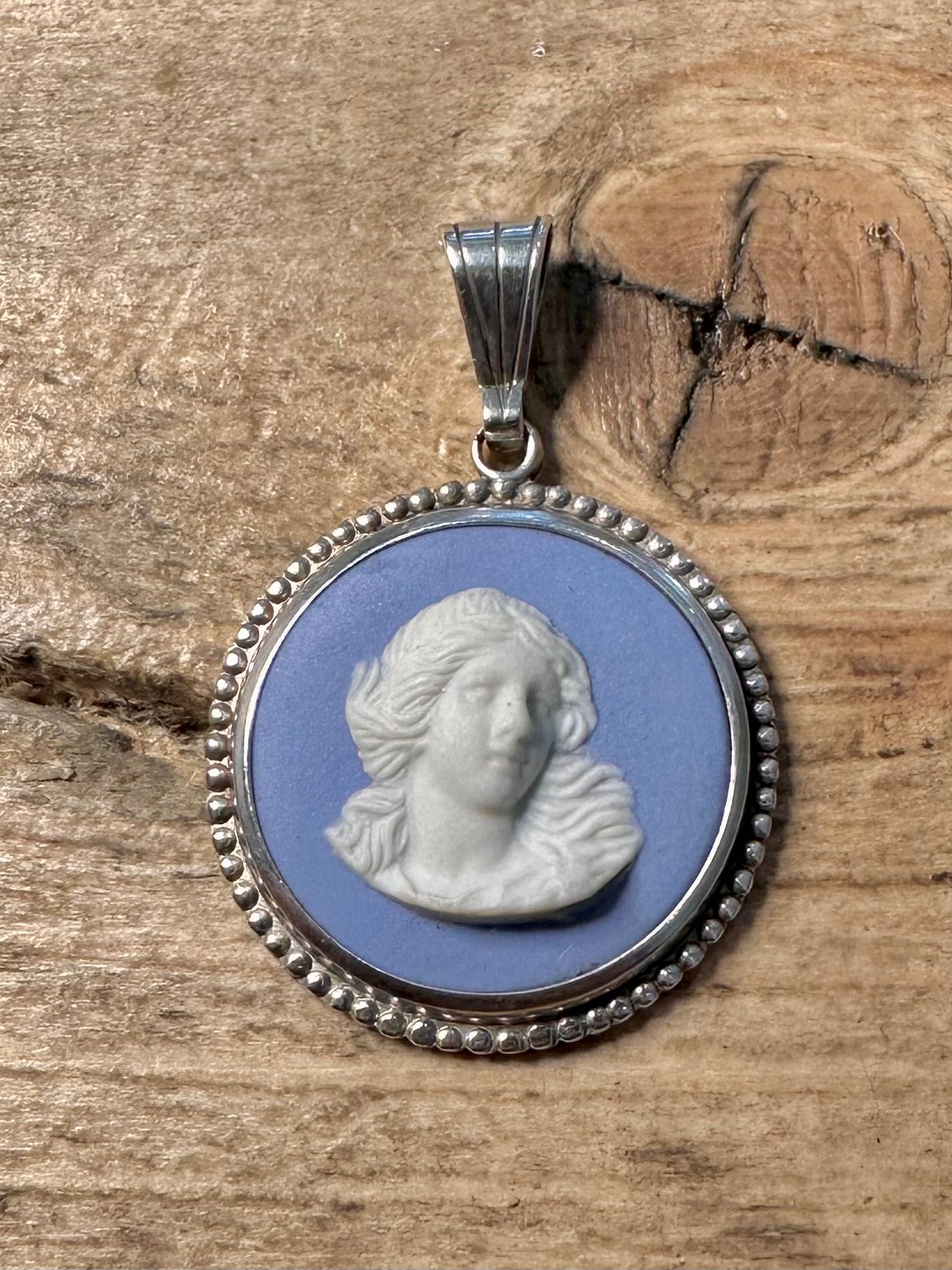 Vintage 1960 Wedgwood Blue Chester 925 Silver Made in England Pendant