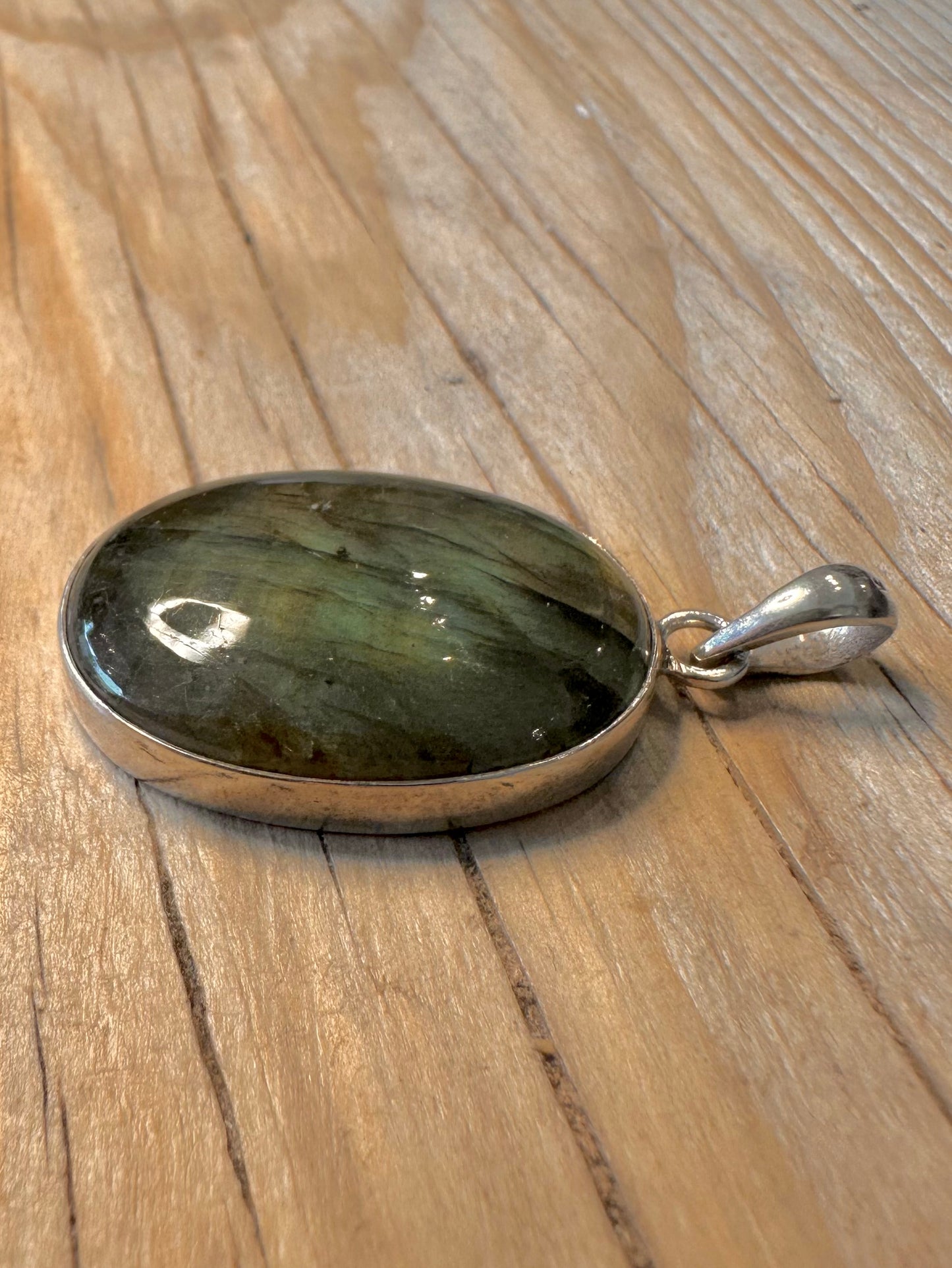 Vintage Labradorite Oval 925 Silver Pendant