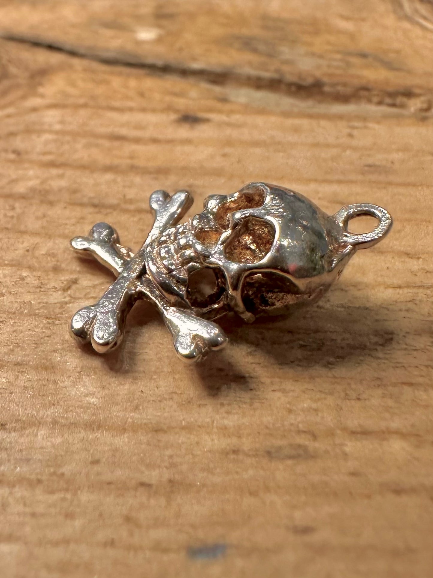 Vintage Skull and Cross Bones 925 Silver Pendant