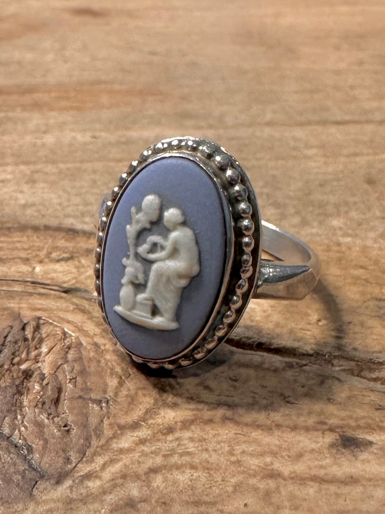 Vintage 1979 Wedgwood Blue Cameo 925 Silver Size M Ring
