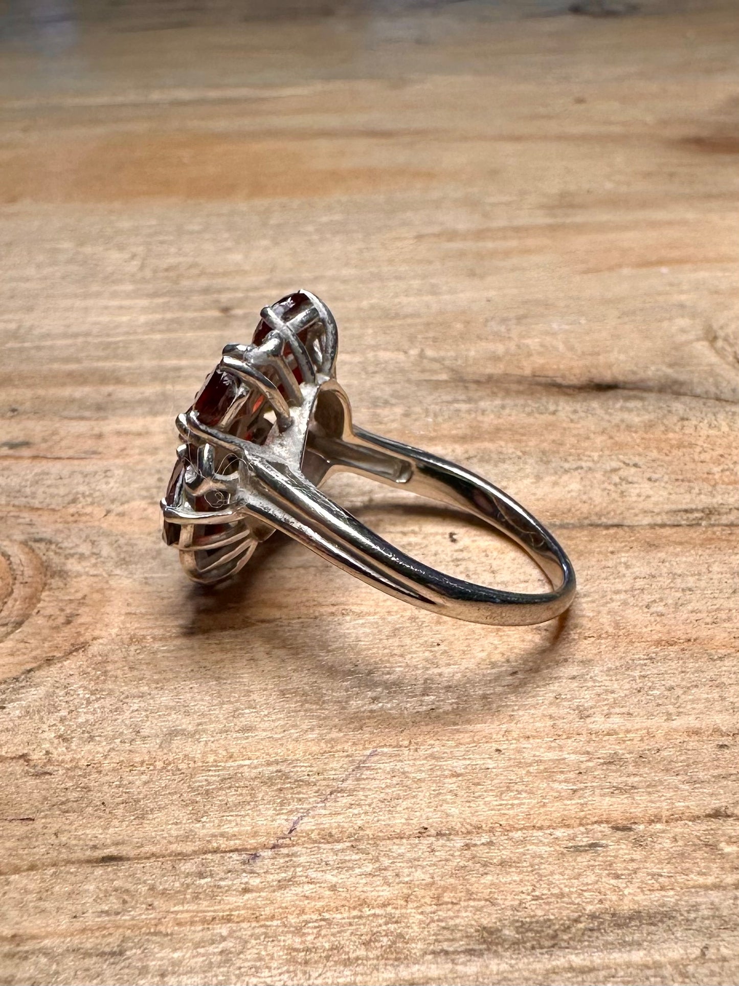 Vintage Garnet Flower 925 Silver Size O Ring