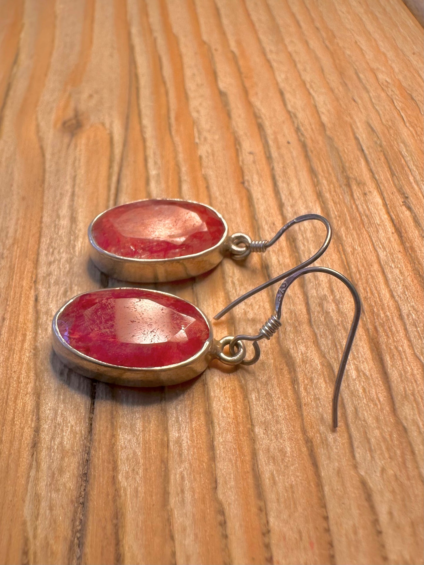 Vintage Ruby Red Oval 925 Sterling Silver Earrings