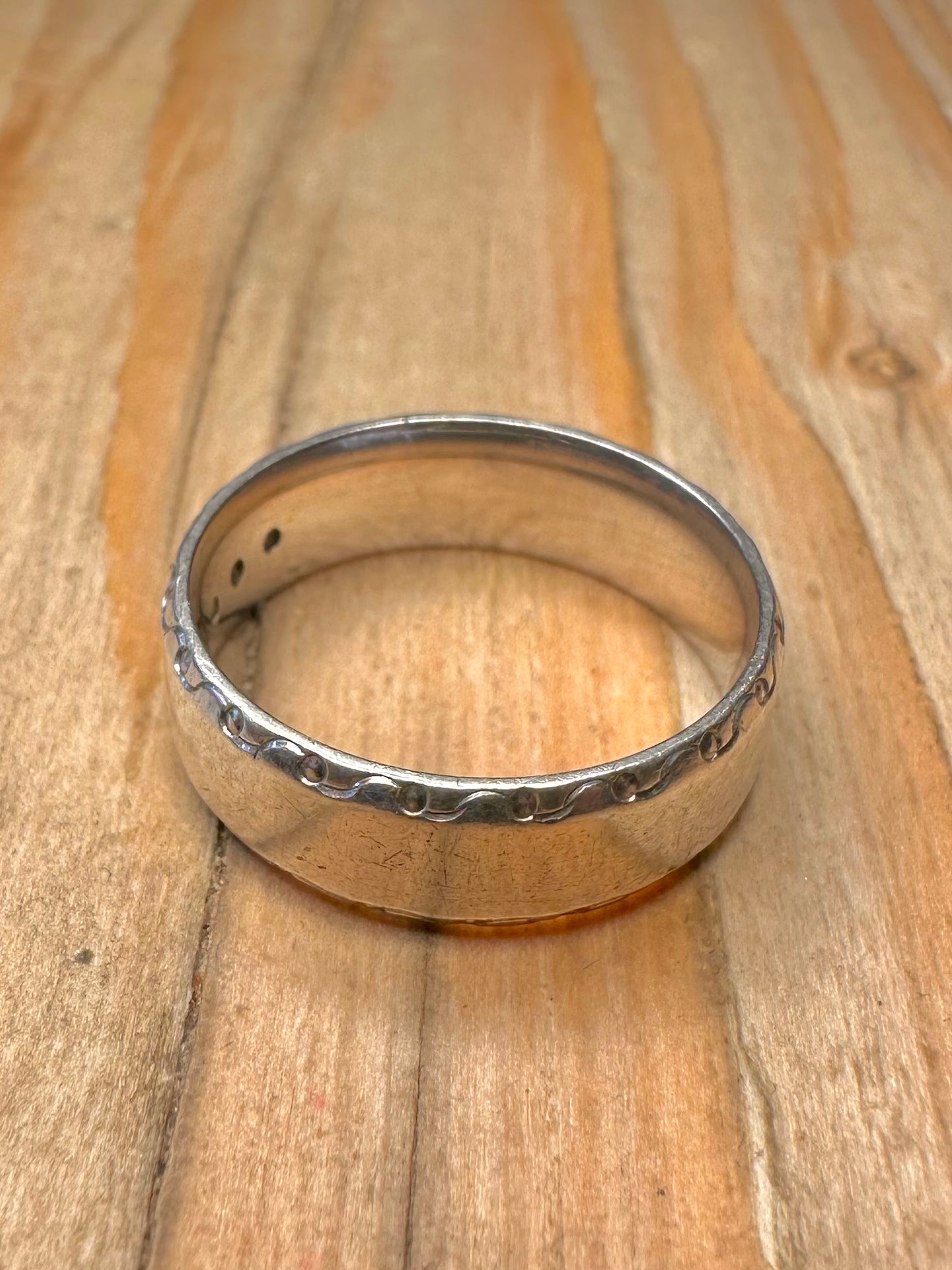 Modern Three CZ Stone Textured Band 925 Sterling Silver Size N1/2 Ring