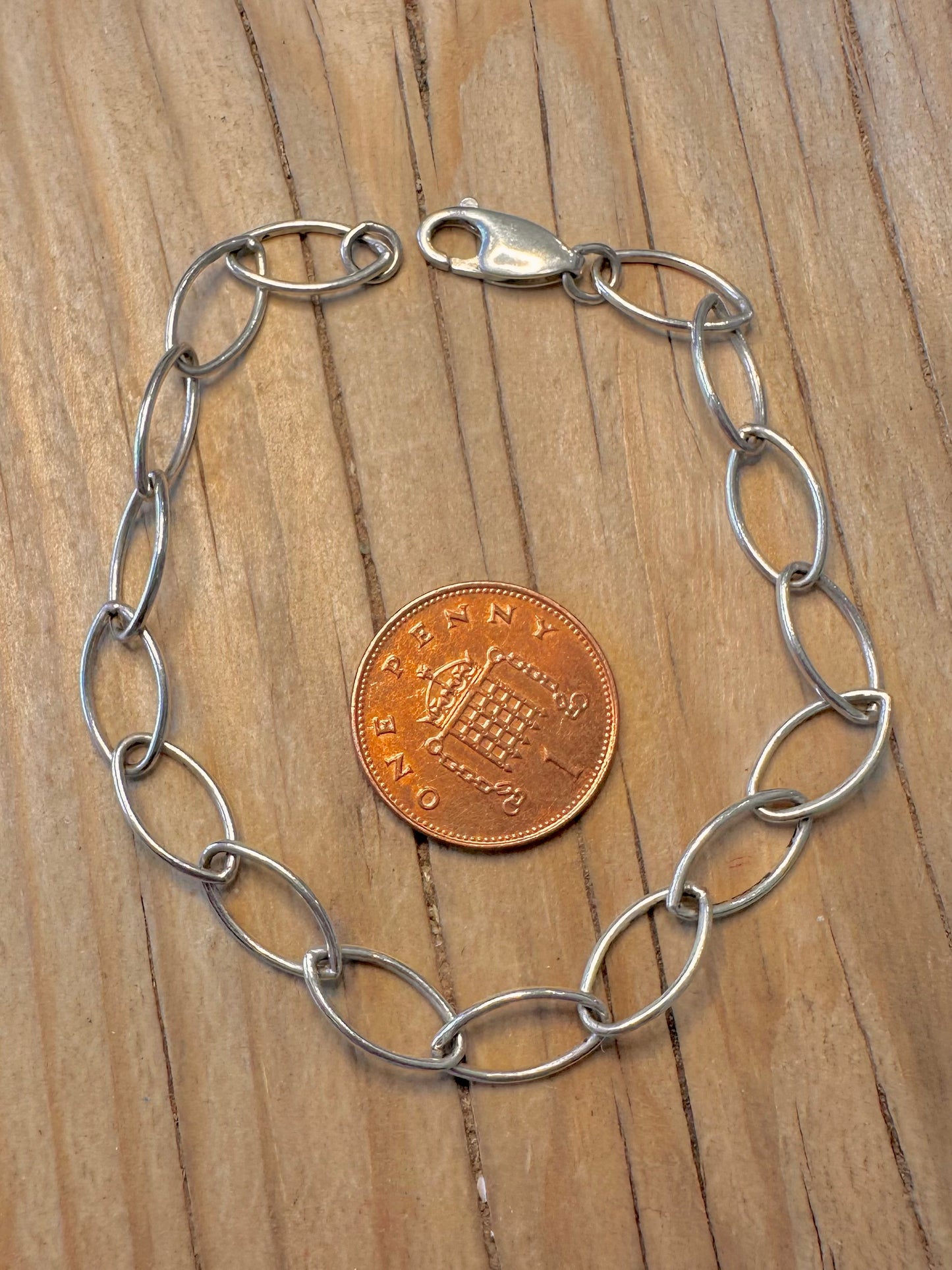 Abstract Oval Link 925 Silver 7.8 inch Bracelet