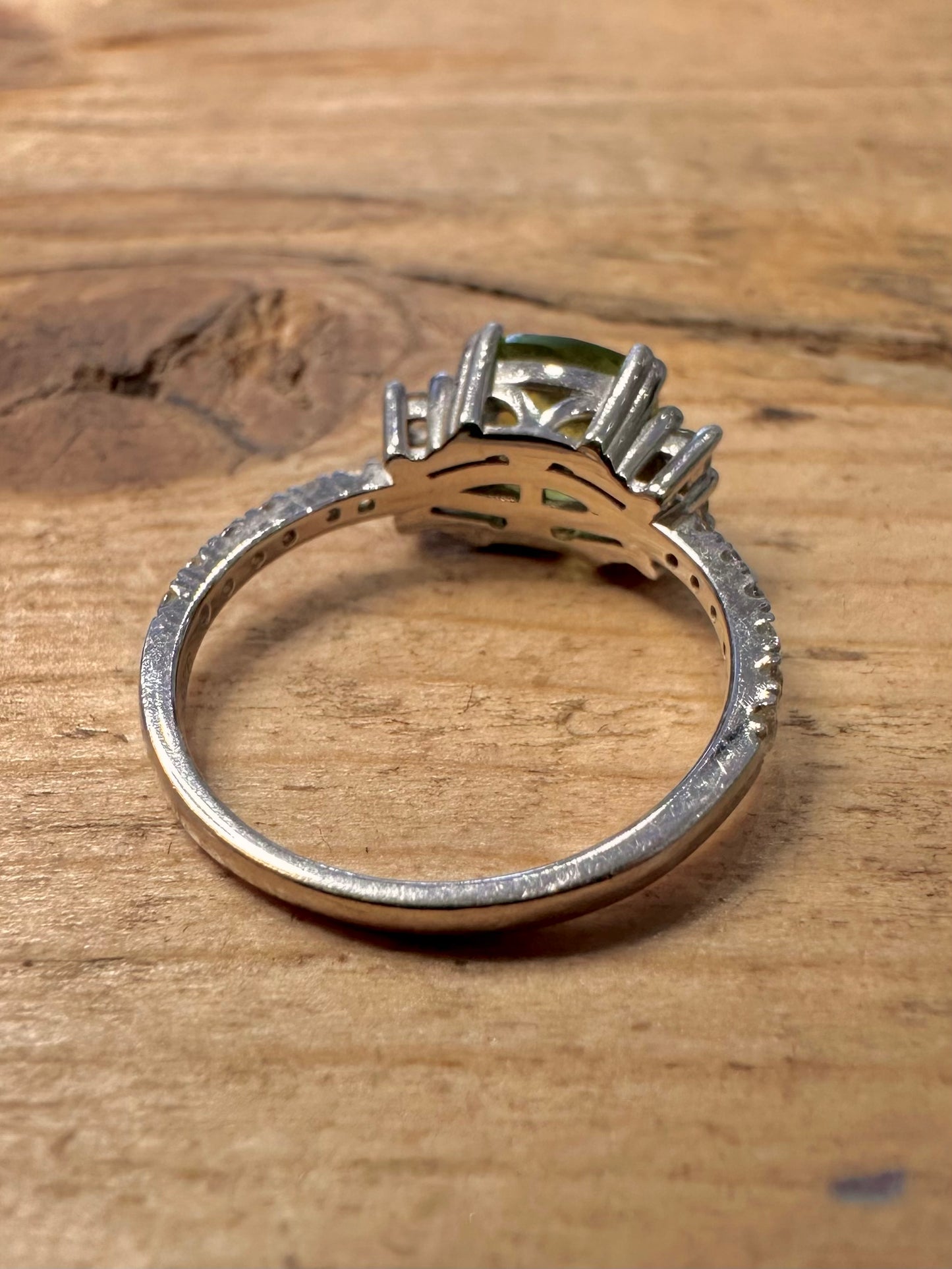Modernist Peridot and CZ D’Joy 925 Silver Size N Ring