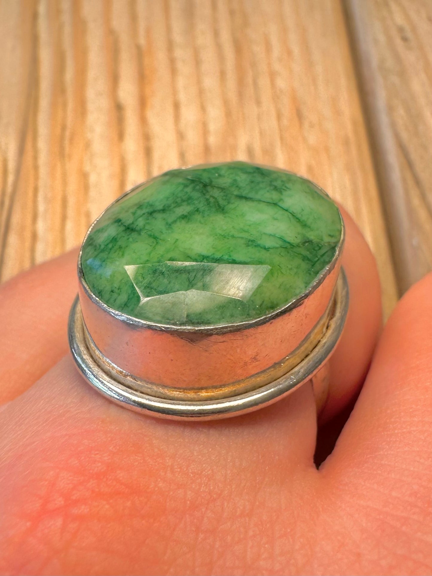 Vintage Large Green Stone 925 Sterling Silver Size Q Ring