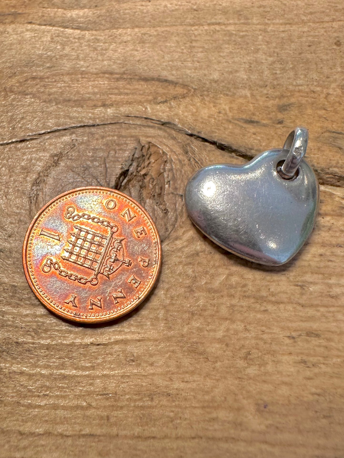 Modern 2003 Hammered Heart 925 Silver Pendant