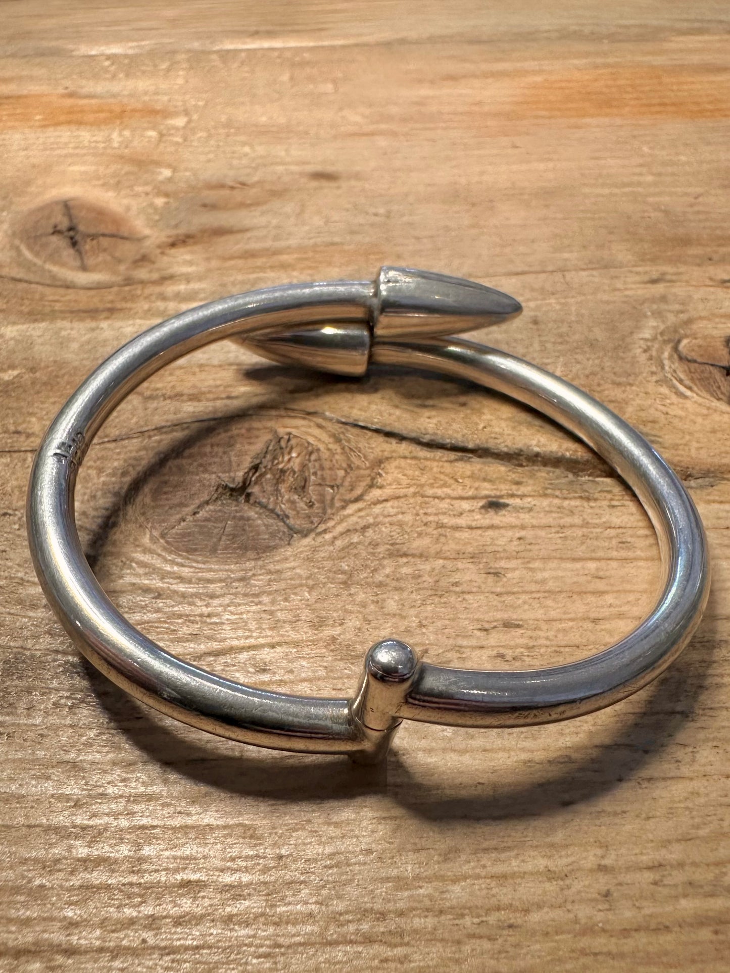 Vintage Taxco Arrow Hinged 925 Silver Bangle