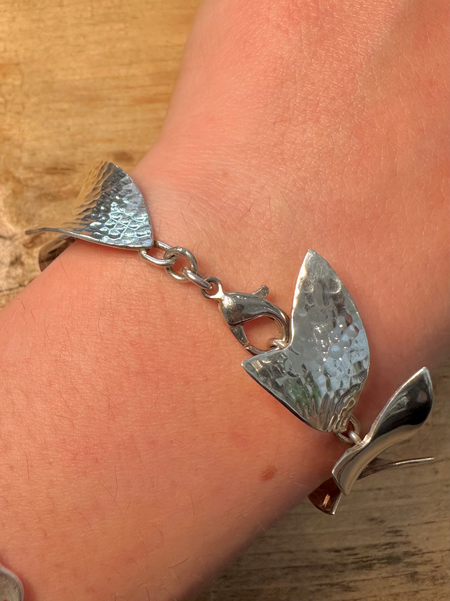 Modernist Shaped Hammered and Smooth 925 Silver 7 Inch Bracelet