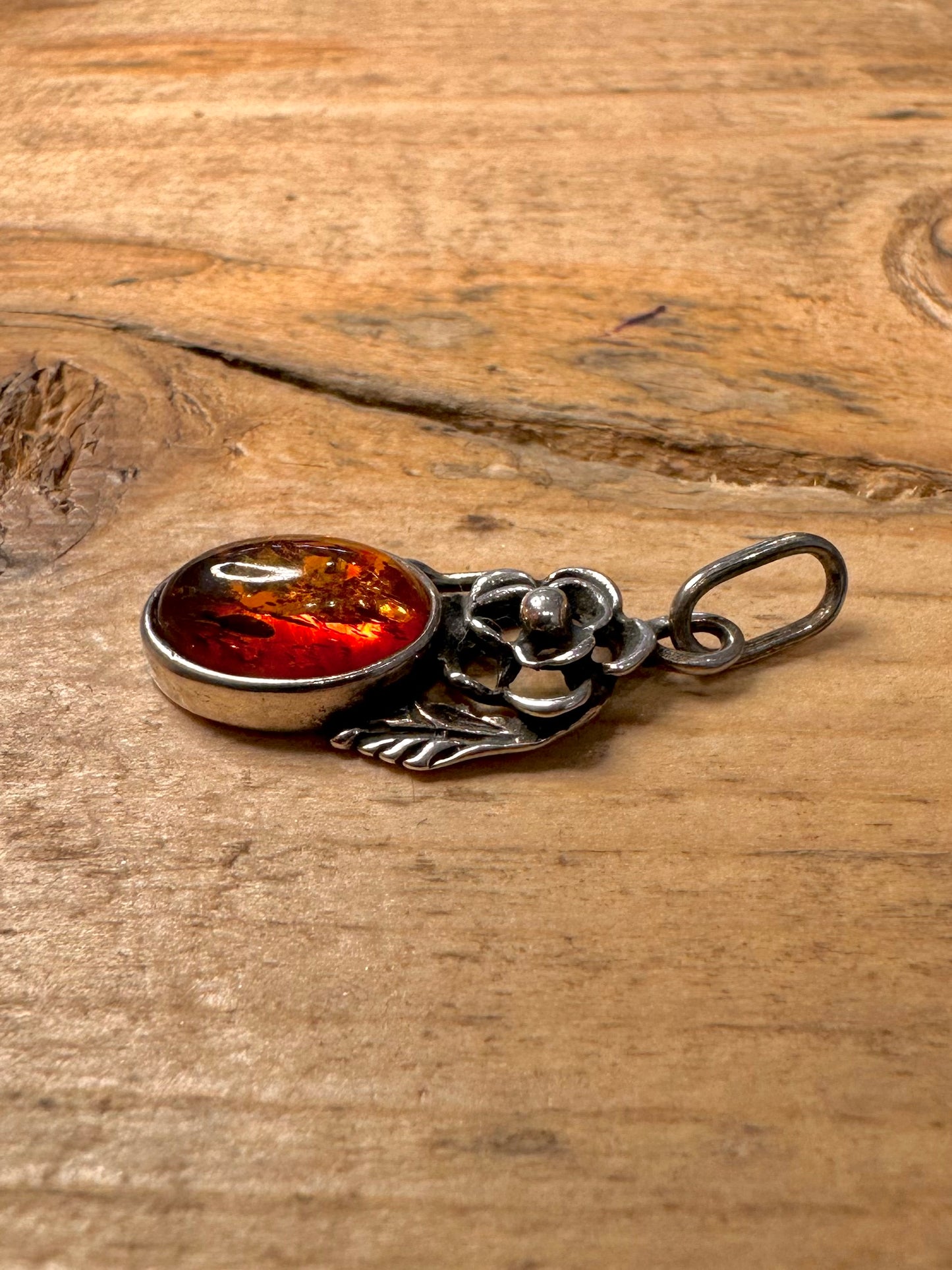 Vintage Amber Flower 925 Silver Pendant