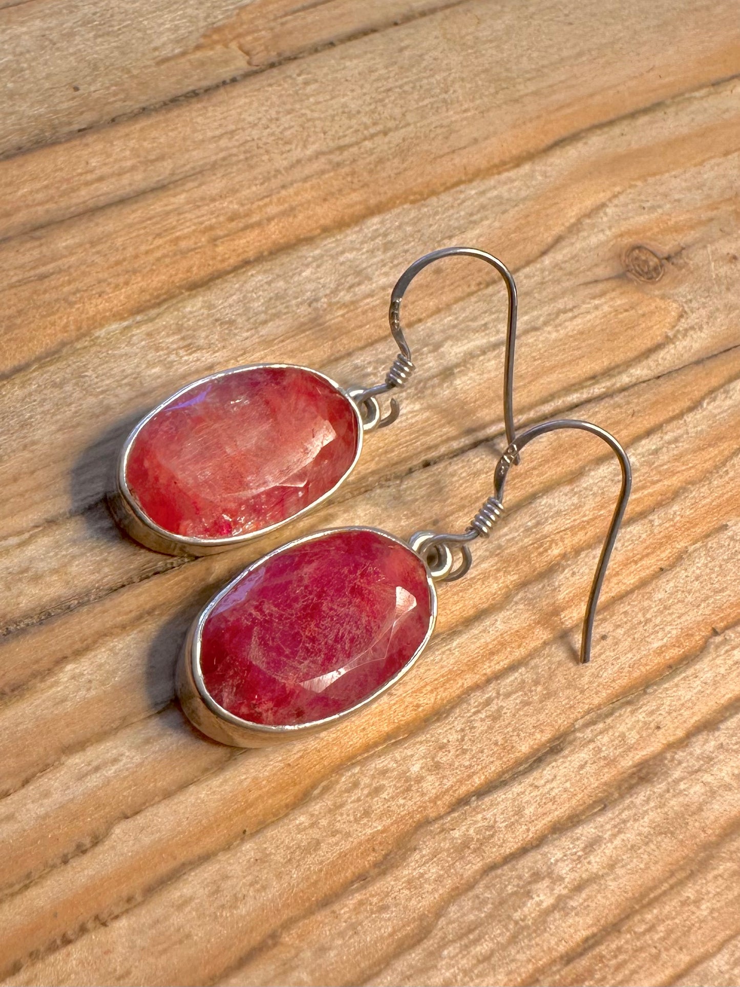 Vintage Ruby Red Oval 925 Sterling Silver Earrings