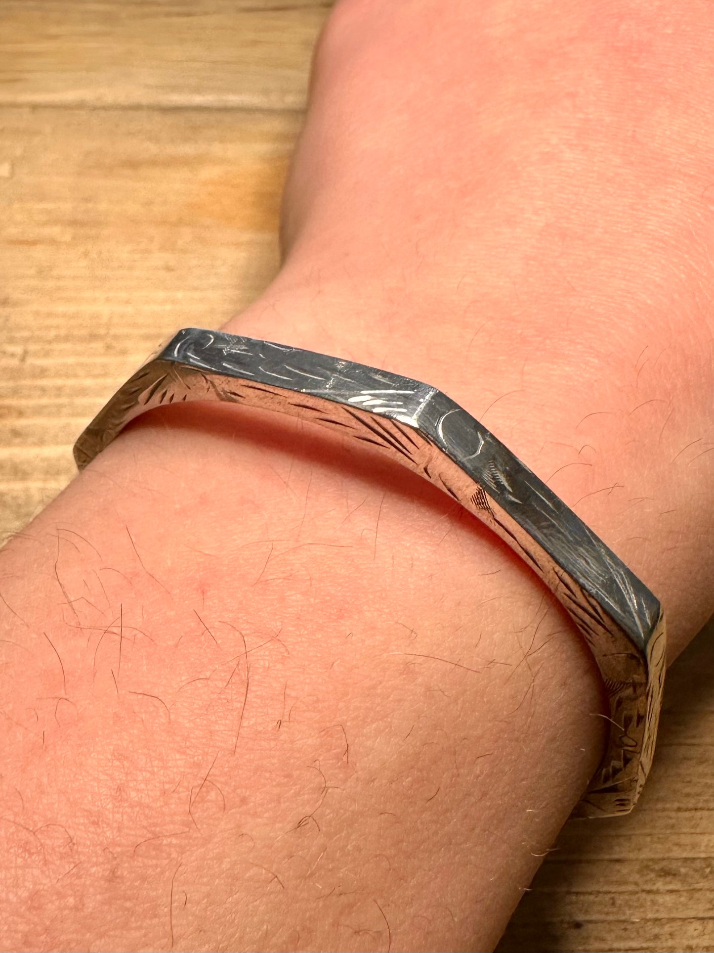 Vintage Engraved Octagon with Safety Chain 925 Silver Bangle