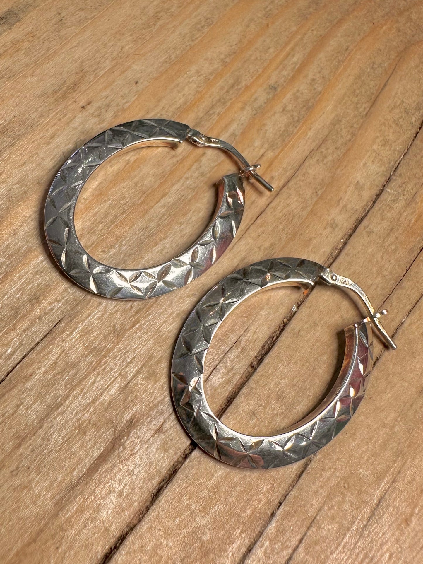 Vintage Diamond Cut Textured Oval Hoops 925 Sterling Silver Earrings
