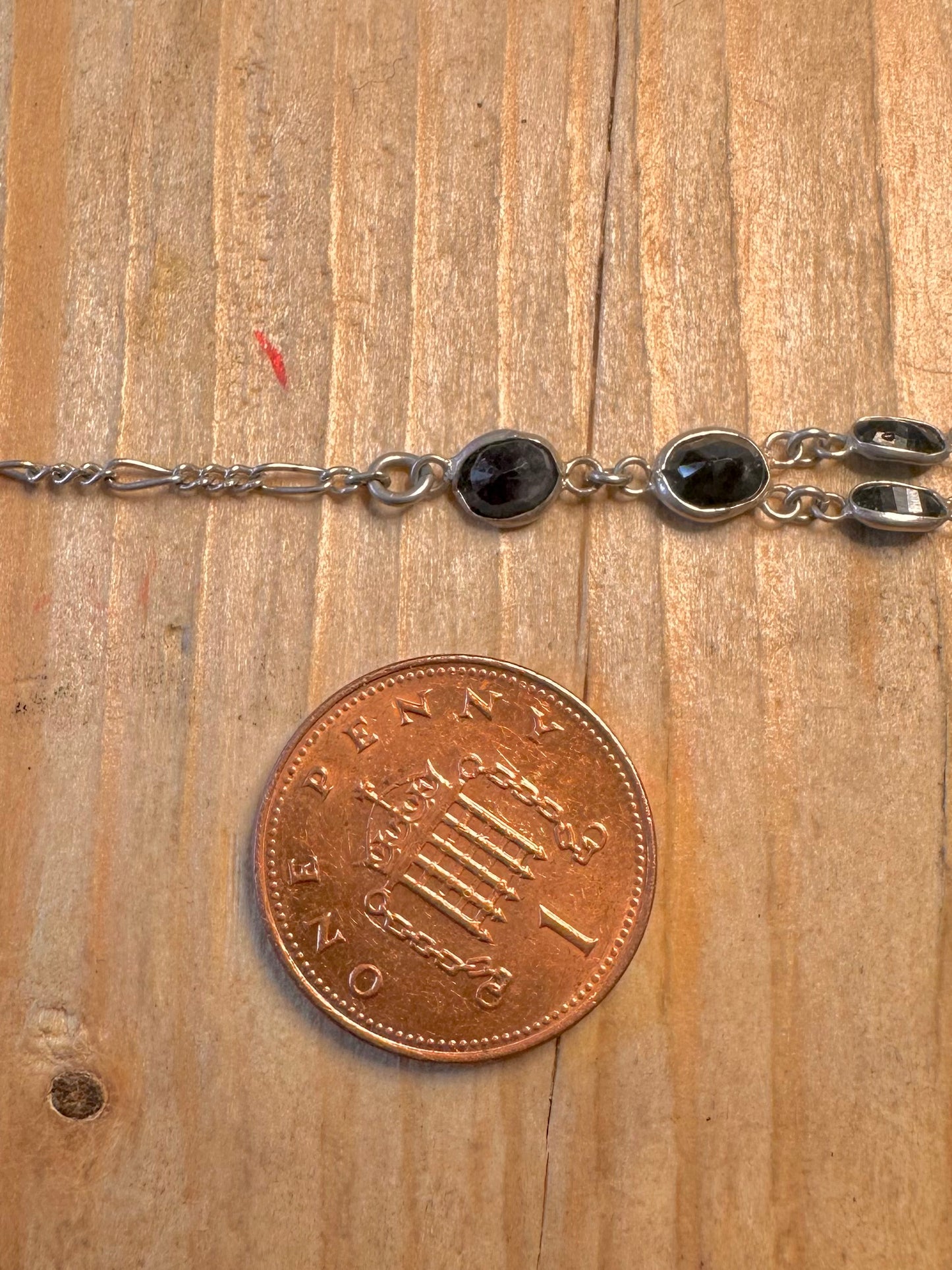 Vintage Dark Blue Stone Figaro Chain 925 Sterling Silver 16.5 inch Necklace