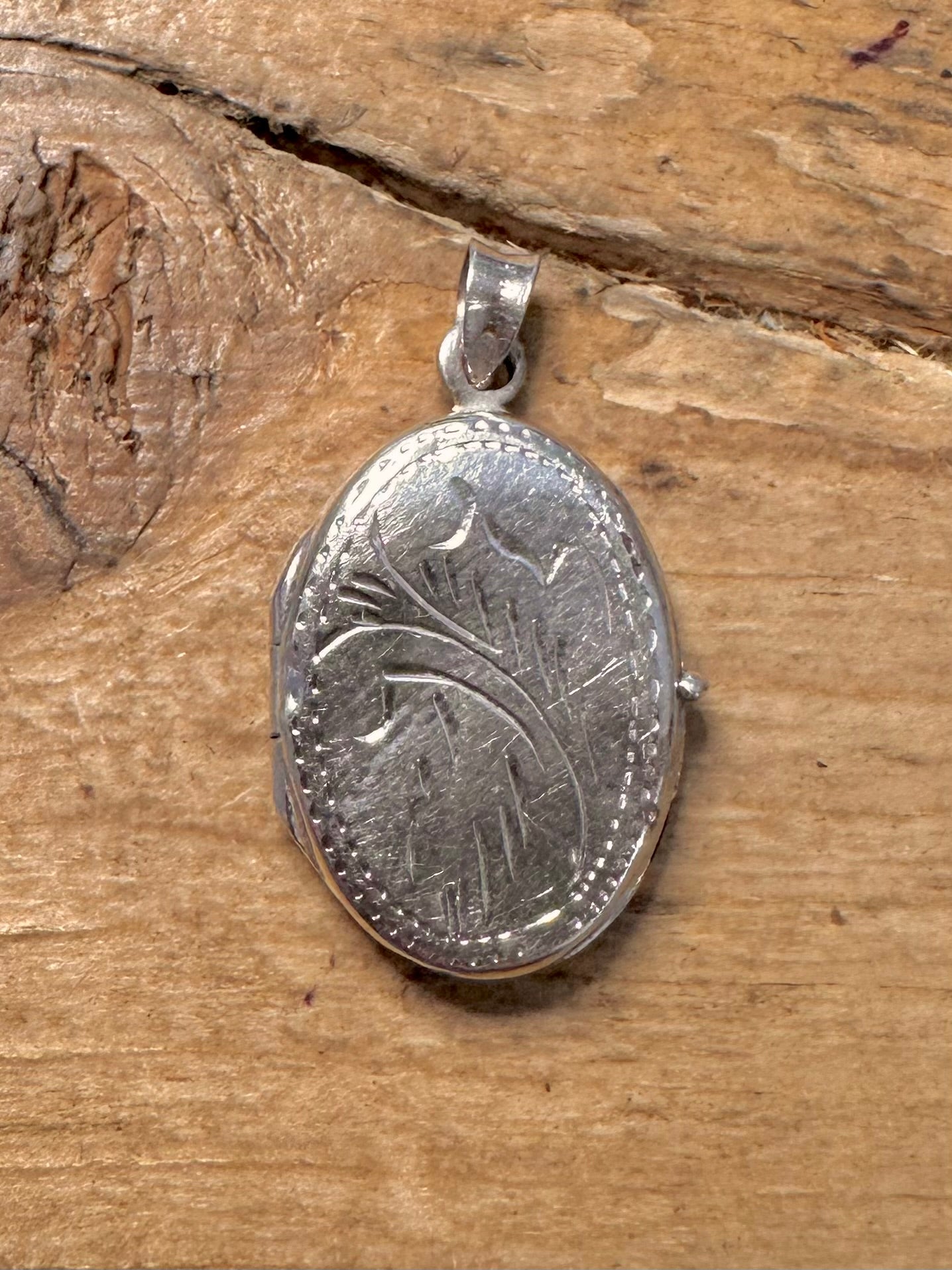 Vintage Oval Engraved 925 Silver Locket Pendant