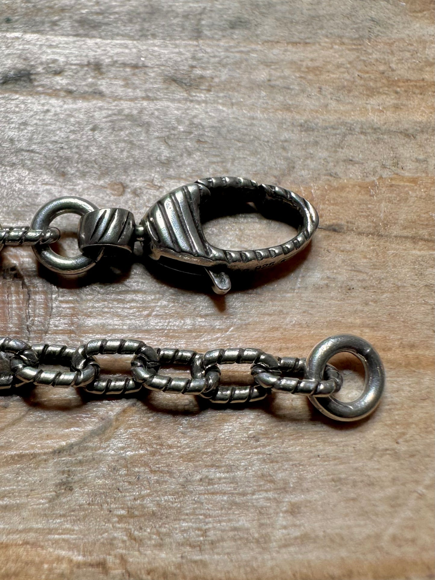 Vintage GUCCI GG Textured 925 Silver 17.5 inch Necklace