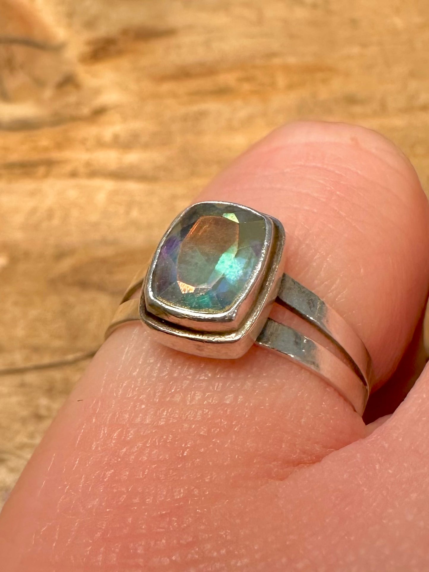 Vintage Rainbow Crystal 925 Silver Size O Ring
