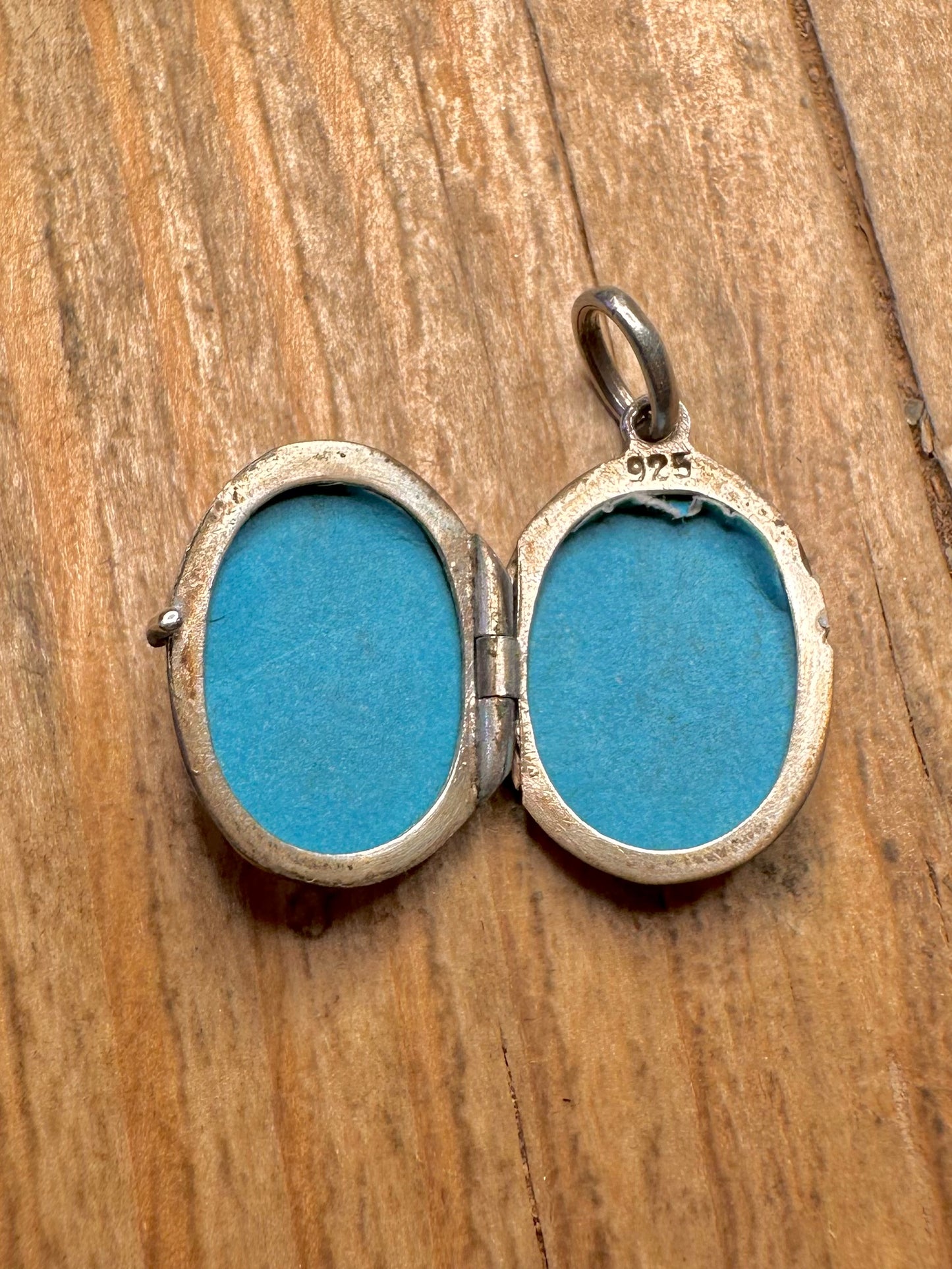 Vintage Oval Engraved Locket 925 Sterling Silver Pendant