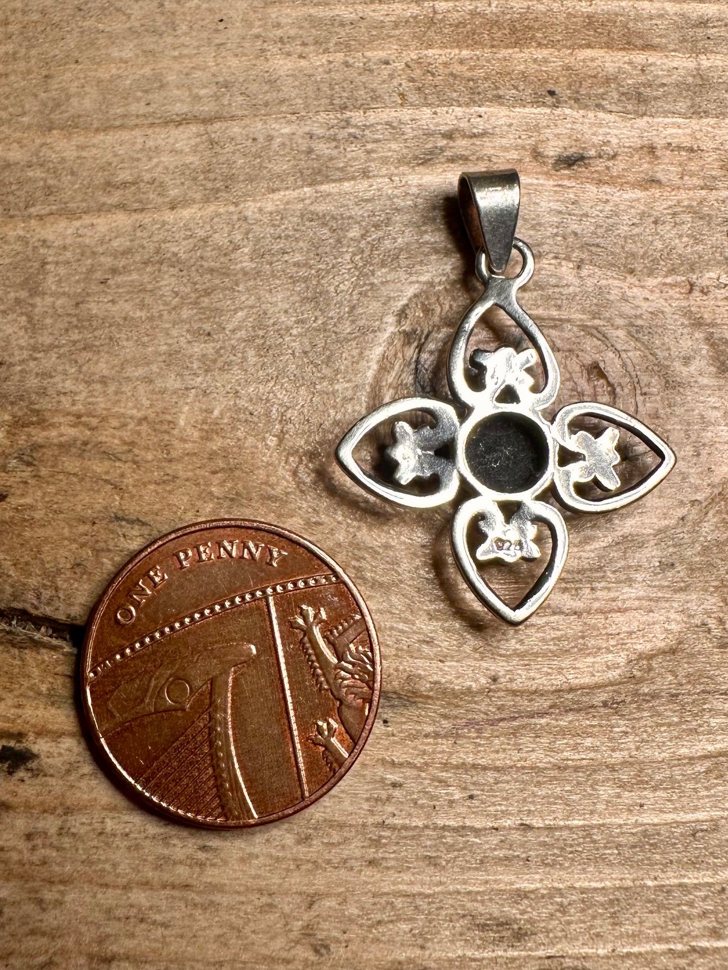 Vintage Cross Black Stone 925 Silver Pendant