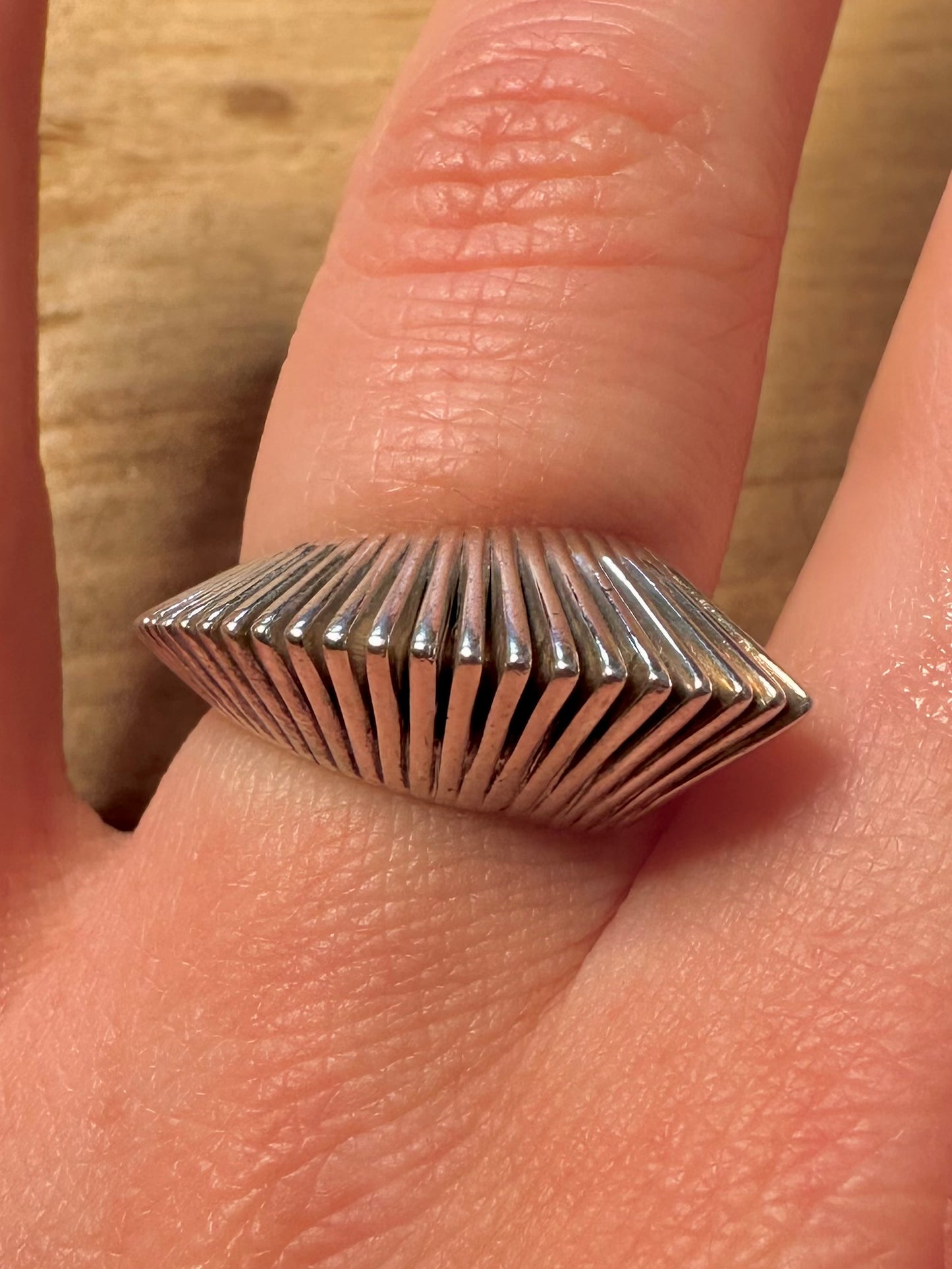 Abstract Swirl 925 Silver Size O Ring