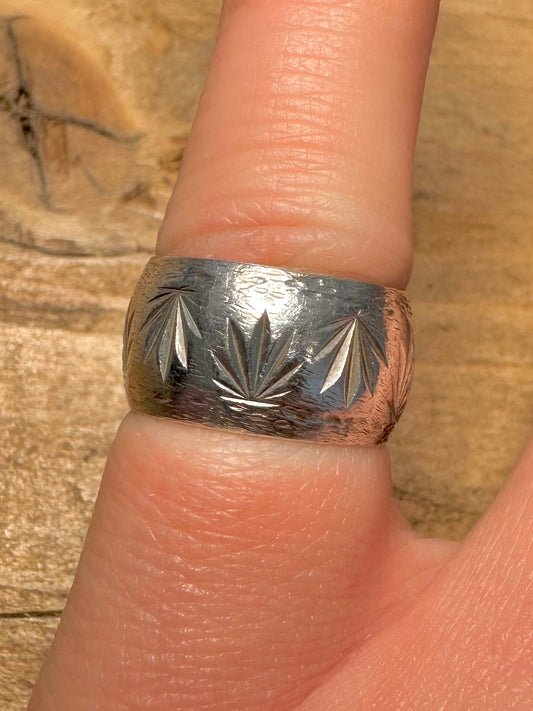 Vintage Wide Engraved Band 925 Silver Size J1/2 Ring