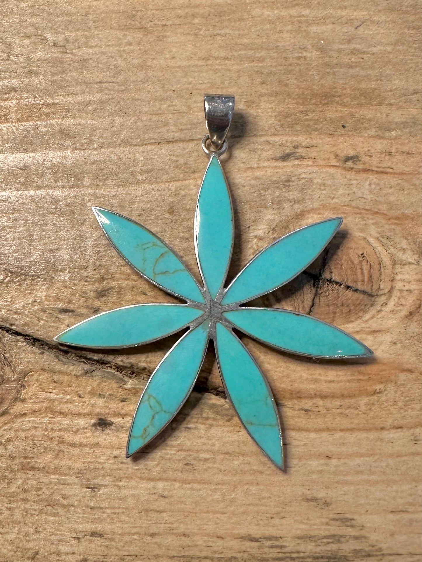 Stunning Polished Turquoise Flower 925 Silver Pendant