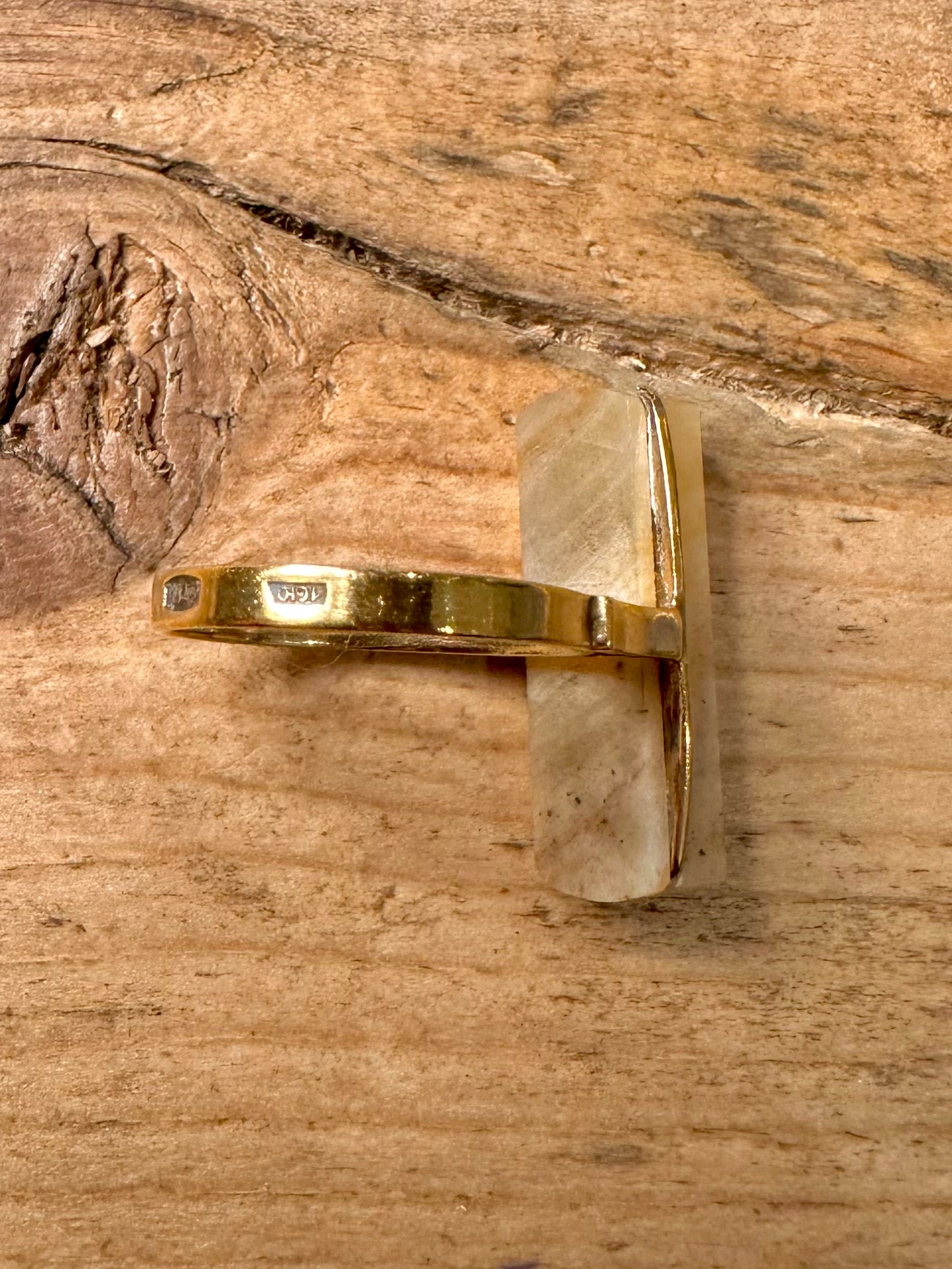 Vintage Rare 21ct Gold Soviet Agate 875 Size M Ring