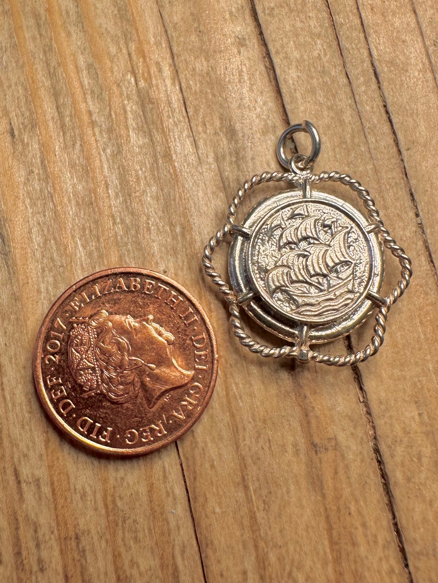 Vintage Compass Ship Engraved 925 Sterling Silver Pendant