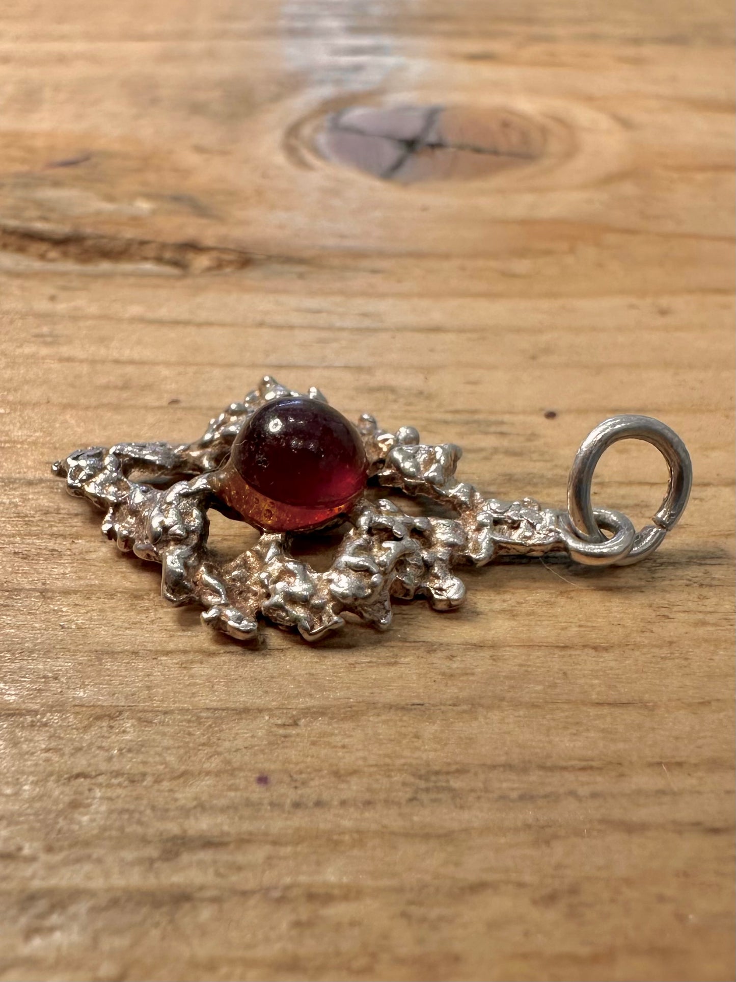 Vintage 1978 Brutalist Red Stone 925 Silver Pendant