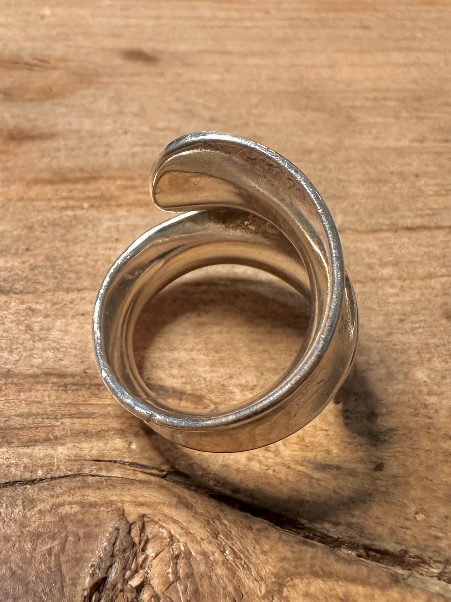 Abstract Chunky Overlapping 925 Silver Size M1/2 Ring
