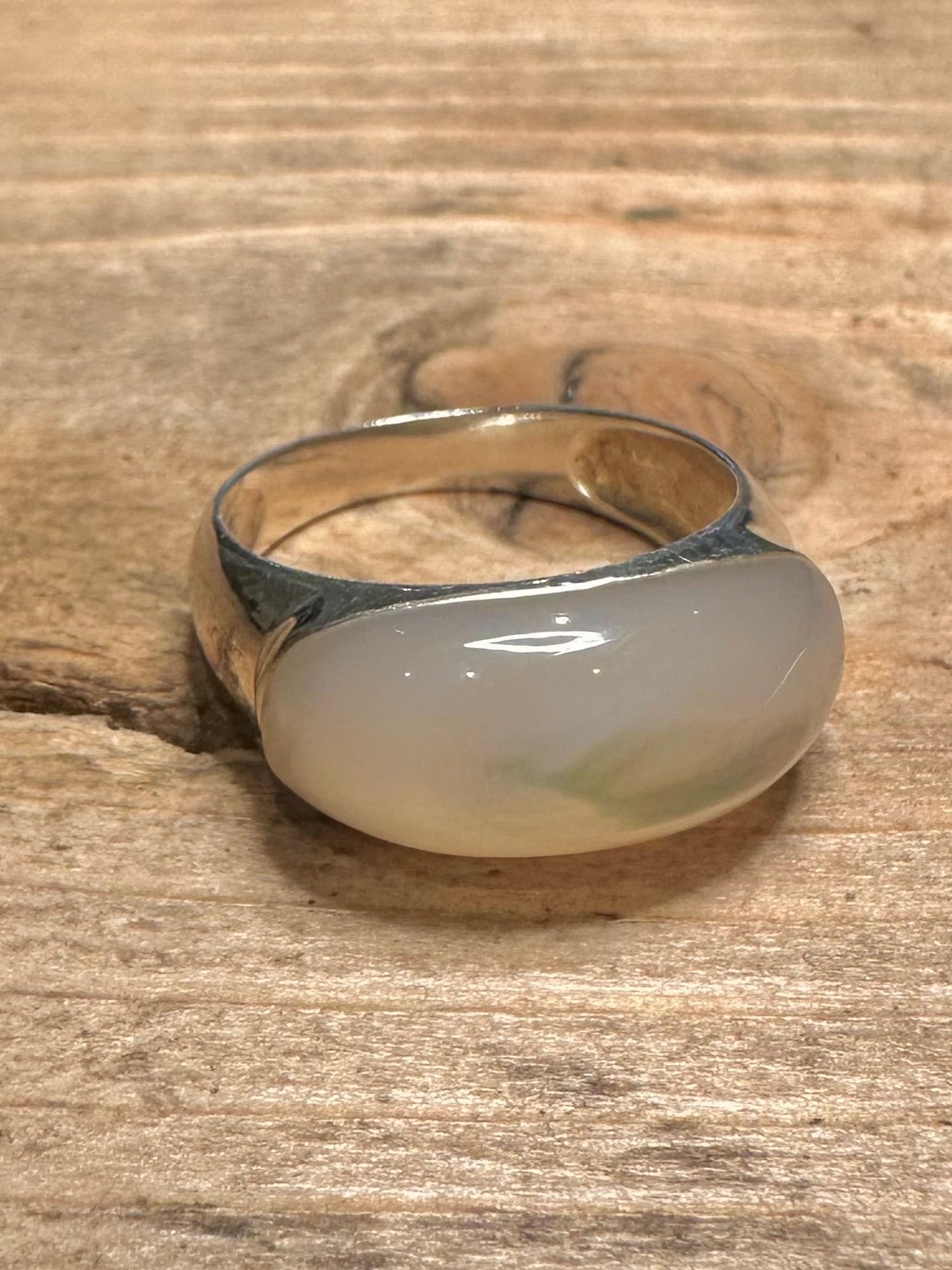 Modernist Mother of Pearl 925 Silver Size P1/2 Ring