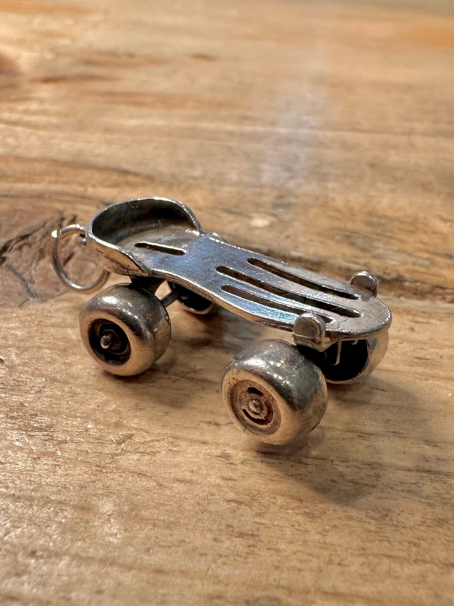 Vintage Roller Skate Moving Wheels 925 Silver Pendant