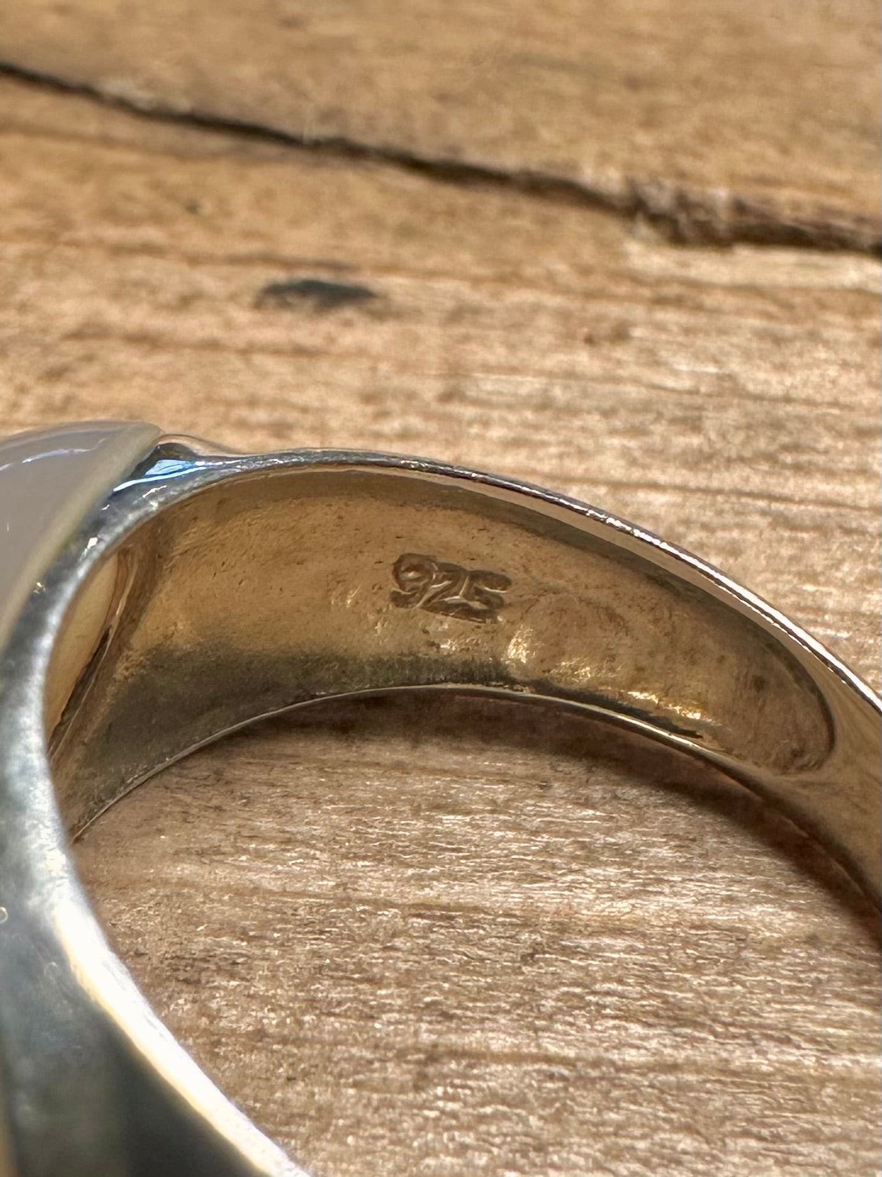 Modernist Mother of Pearl 925 Silver Size P1/2 Ring