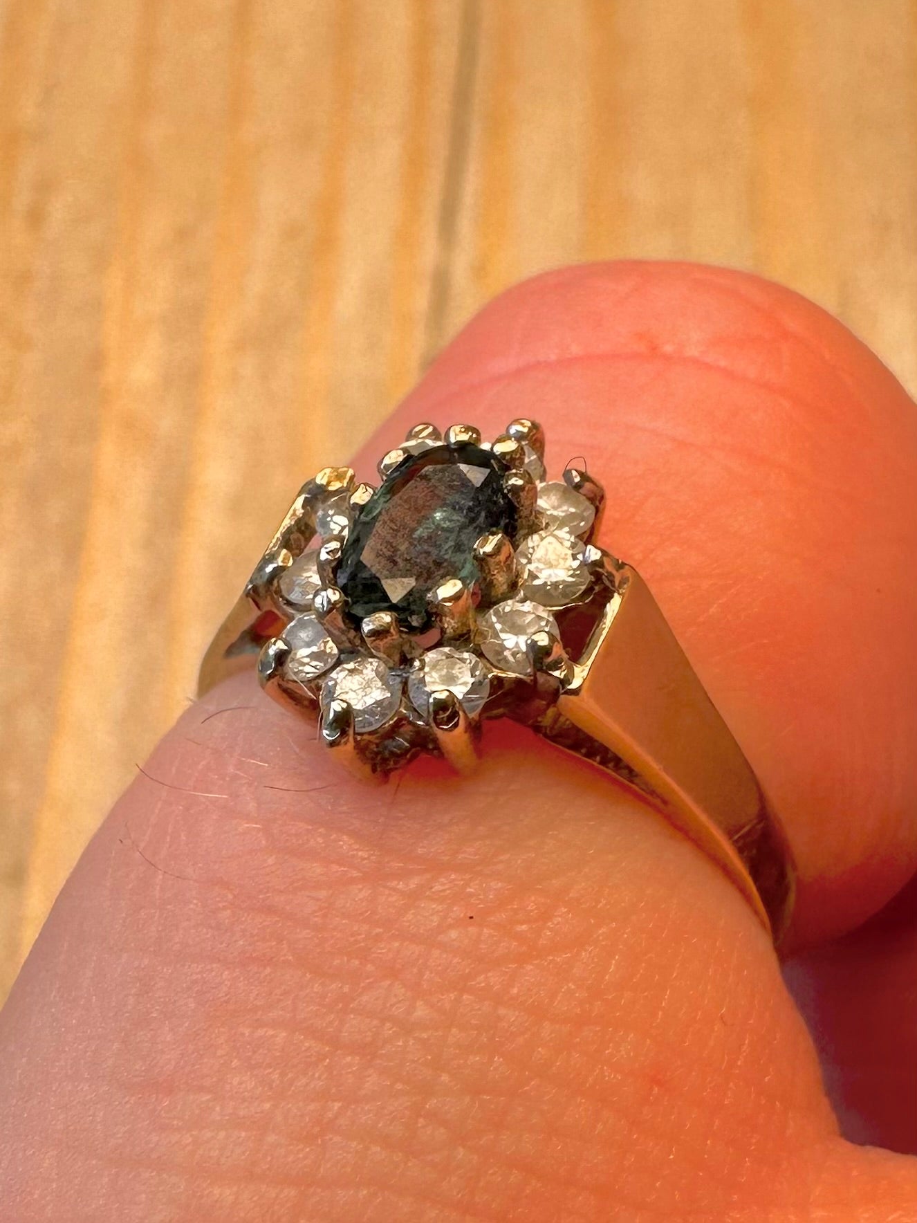 Vintage 9ct Gold 1987 Blue and White CZ Size J1/2 Ring