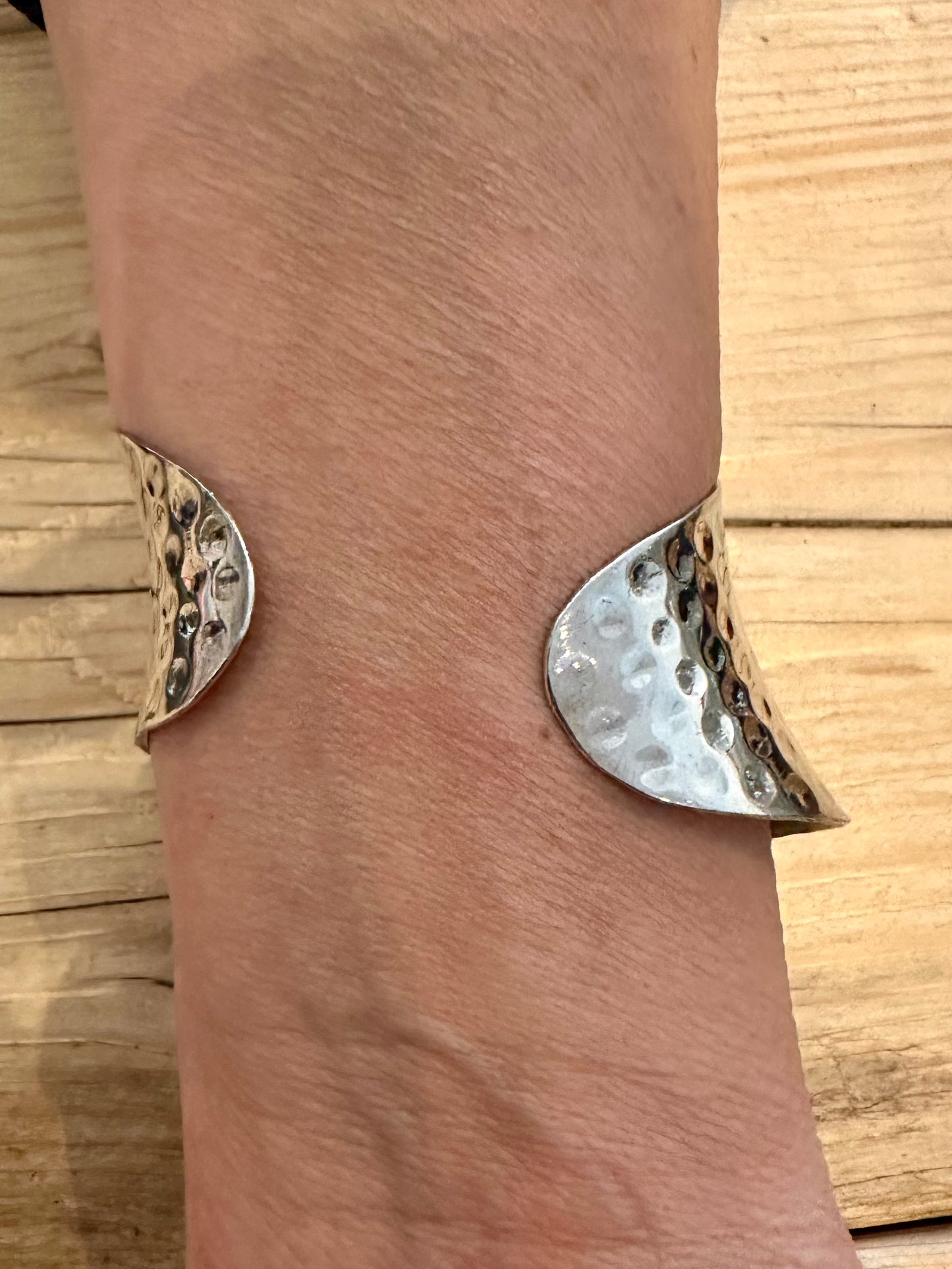 Abstract Hammered Wave Cuff 925 Silver Bangle